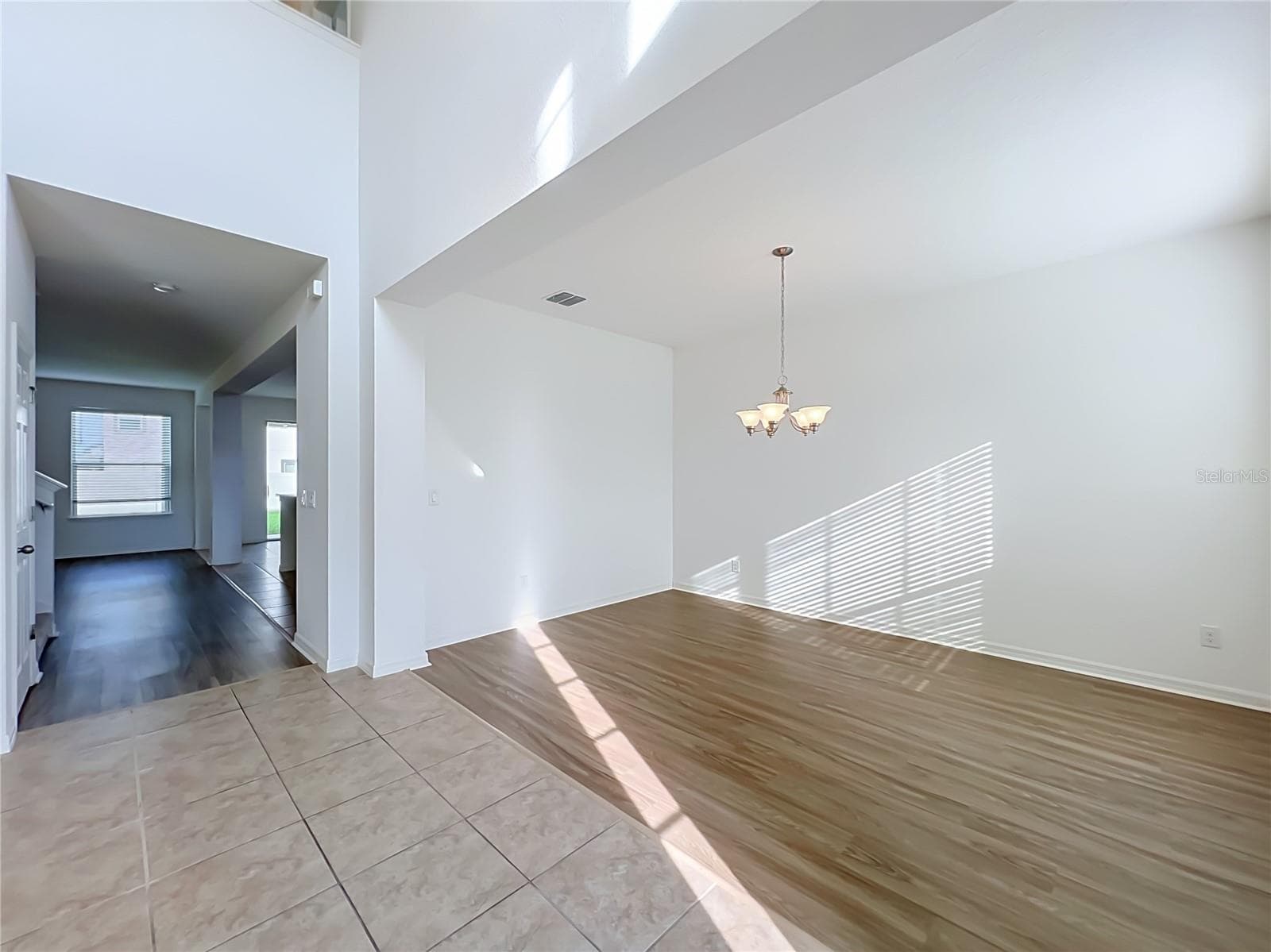 Single Family Residence at 1818 JUNIPER HAMMOCK ST, WINTER GARDEN, photo 5 of 55