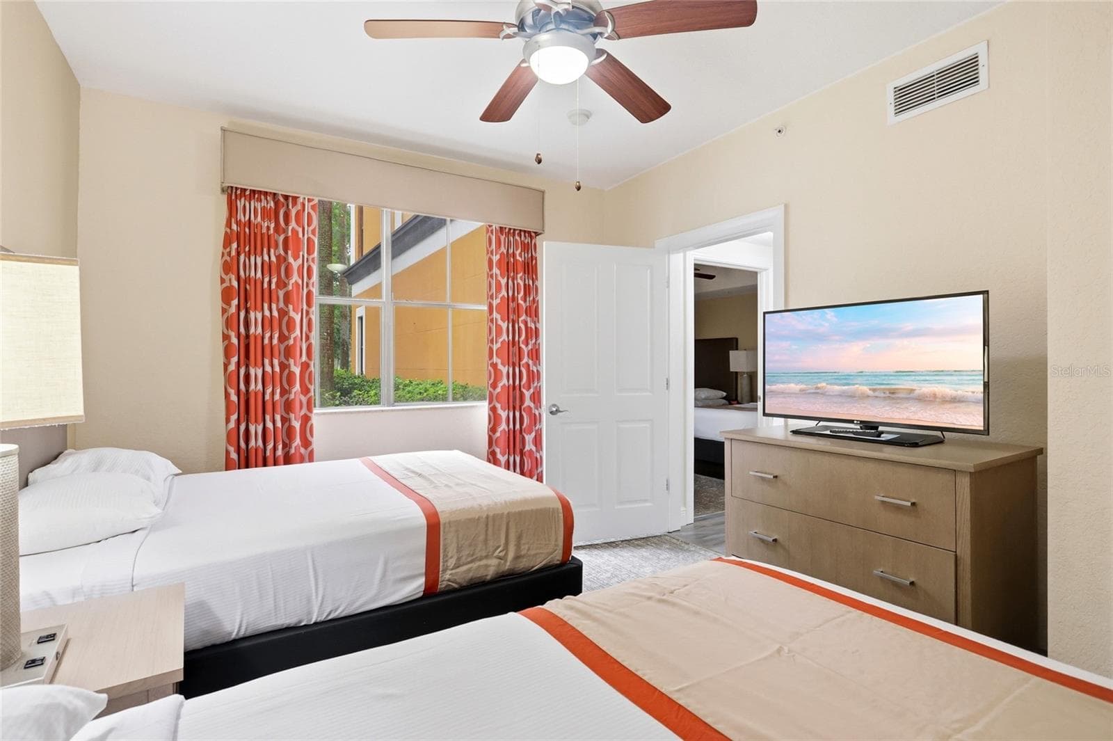 Condo - Hotel at 12521 FLORIDAYS RESORT DR #101F, ORLANDO, photo 32 of 36