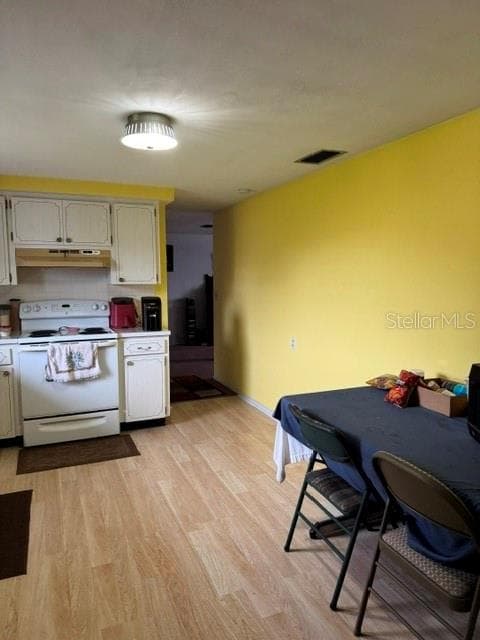 Single Family Residence at 7535 IRONBARK DR, PORT RICHEY, photo 14 of 25