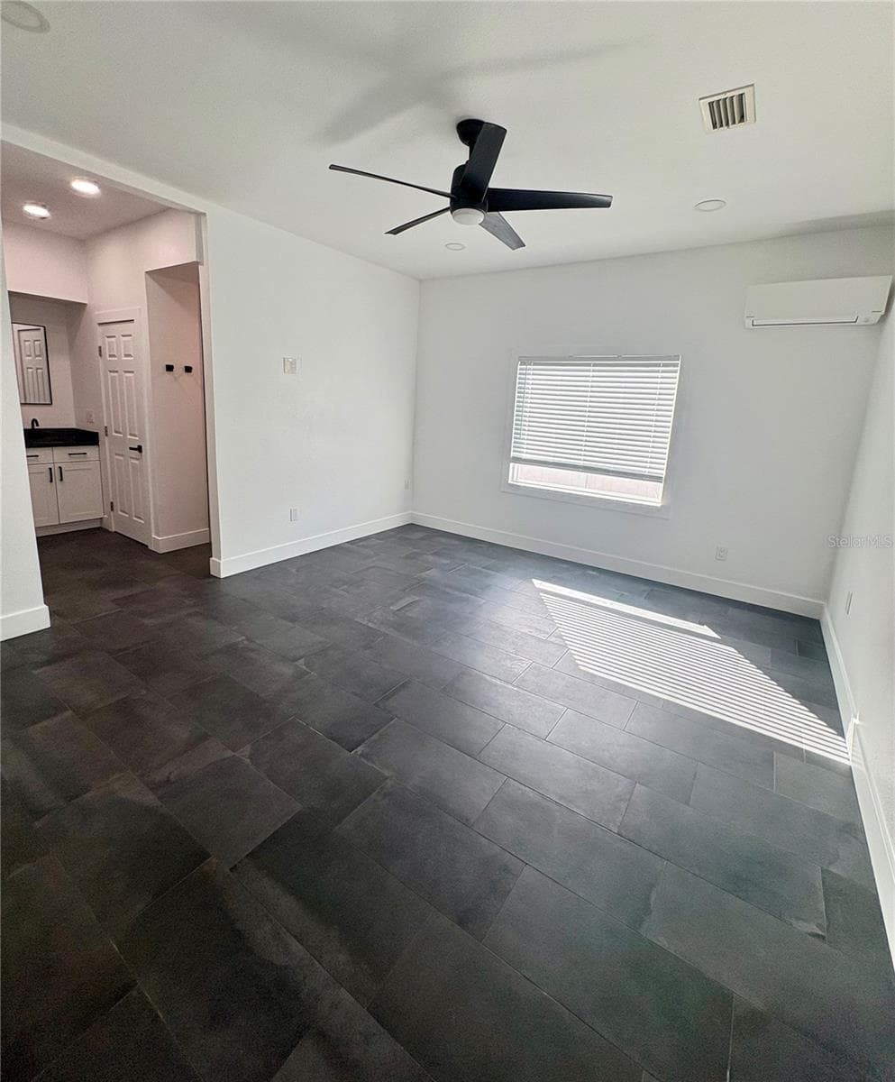 Primary bedroom - 6570 67TH AVE N, PINELLAS PARK