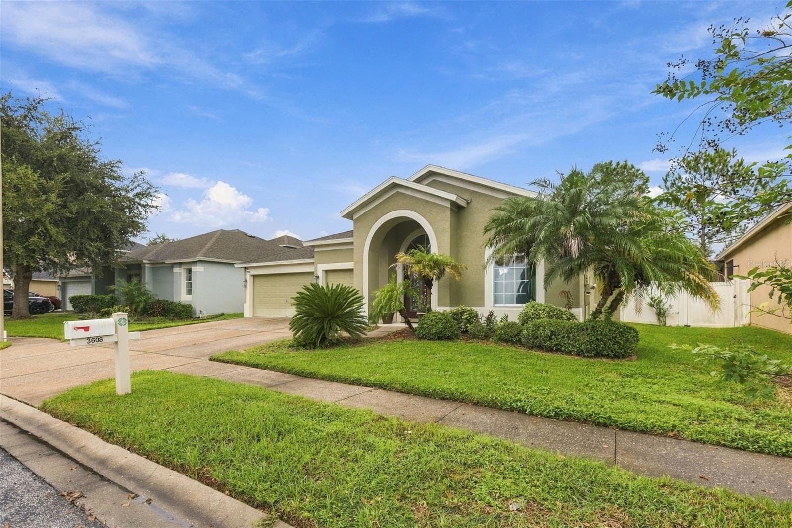 Single Family Residence at 3608 JUNEBERRY DR, WESLEY CHAPEL, photo 4 of 41