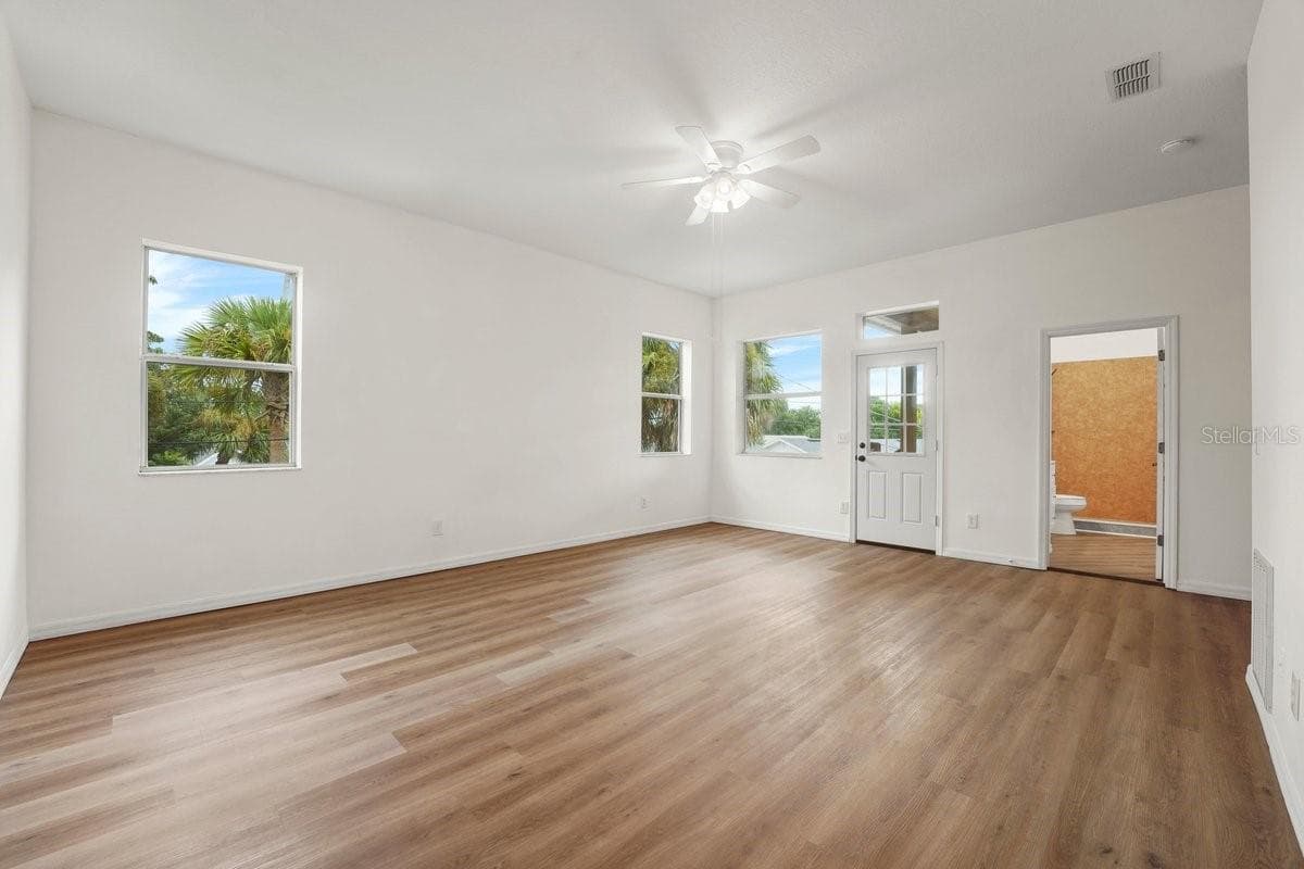 Single Family Residence at 64 OCEAN SHORE DR, ORMOND BEACH, photo 15 of 26