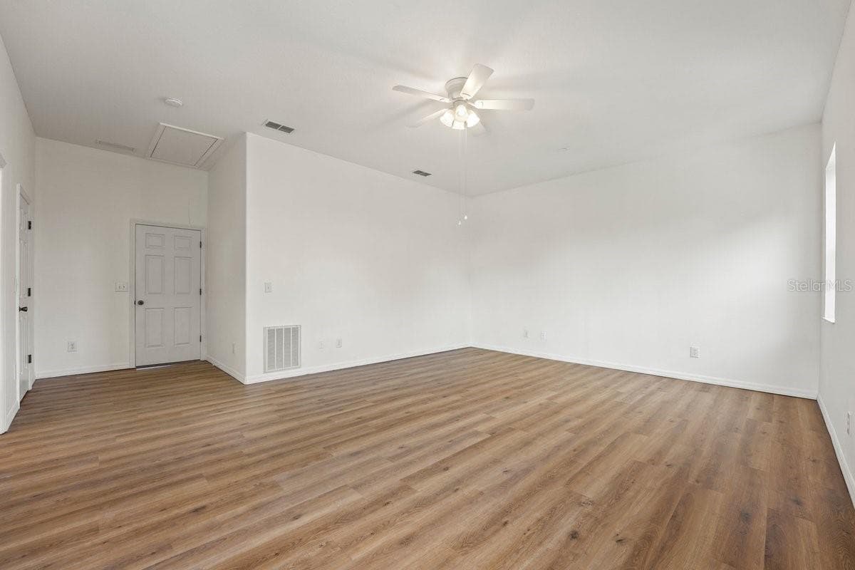 Single Family Residence at 64 OCEAN SHORE DR, ORMOND BEACH, photo 17 of 26