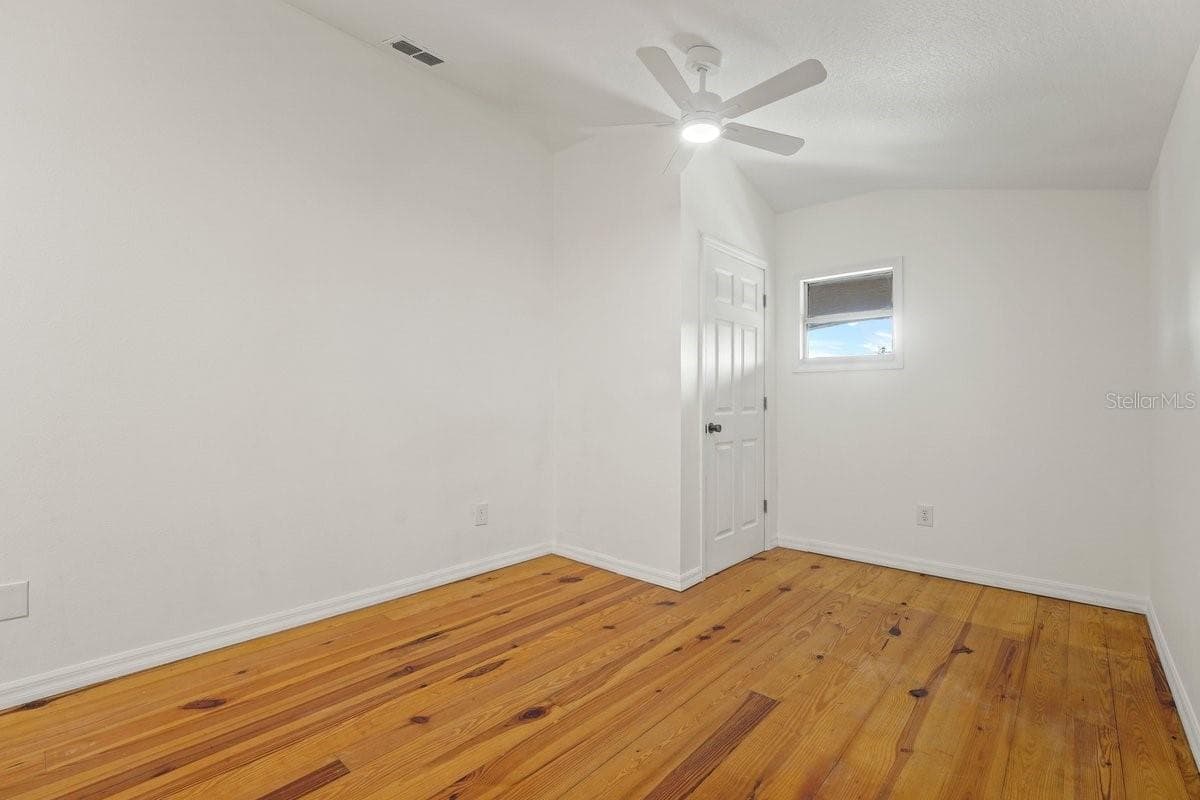 Single Family Residence at 64 OCEAN SHORE DR, ORMOND BEACH, photo 20 of 26