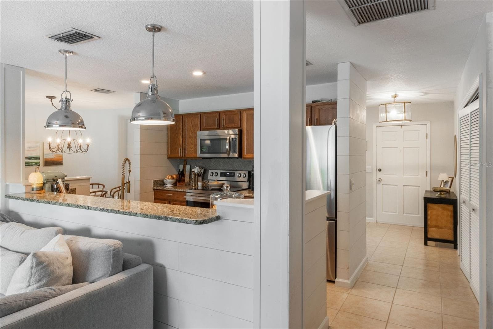 Single Family Residence at 1069 GLENHARBOR CIR, WINTER GARDEN, photo 11 of 36