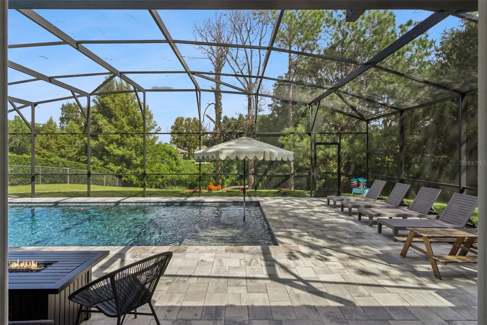 Single Family Residence at 1069 GLENHARBOR CIR, WINTER GARDEN, photo 32 of 36