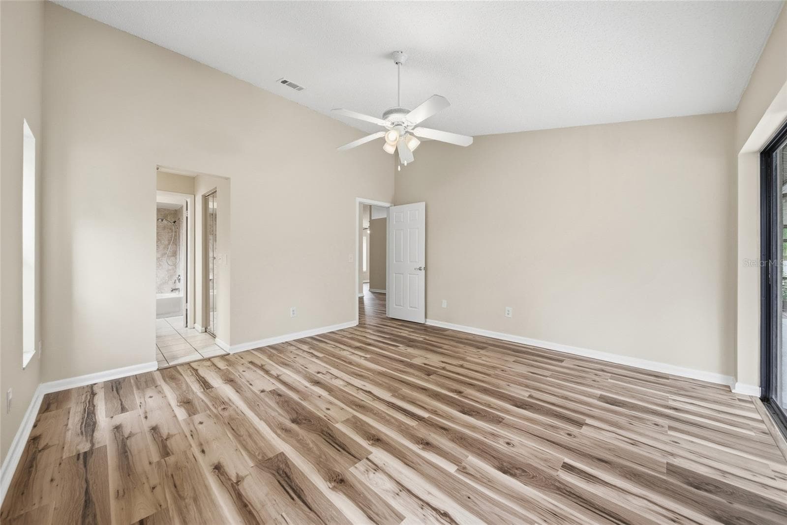 Single Family Residence at 3179 LAKE SAXON DR, LAND O LAKES, photo 21 of 44