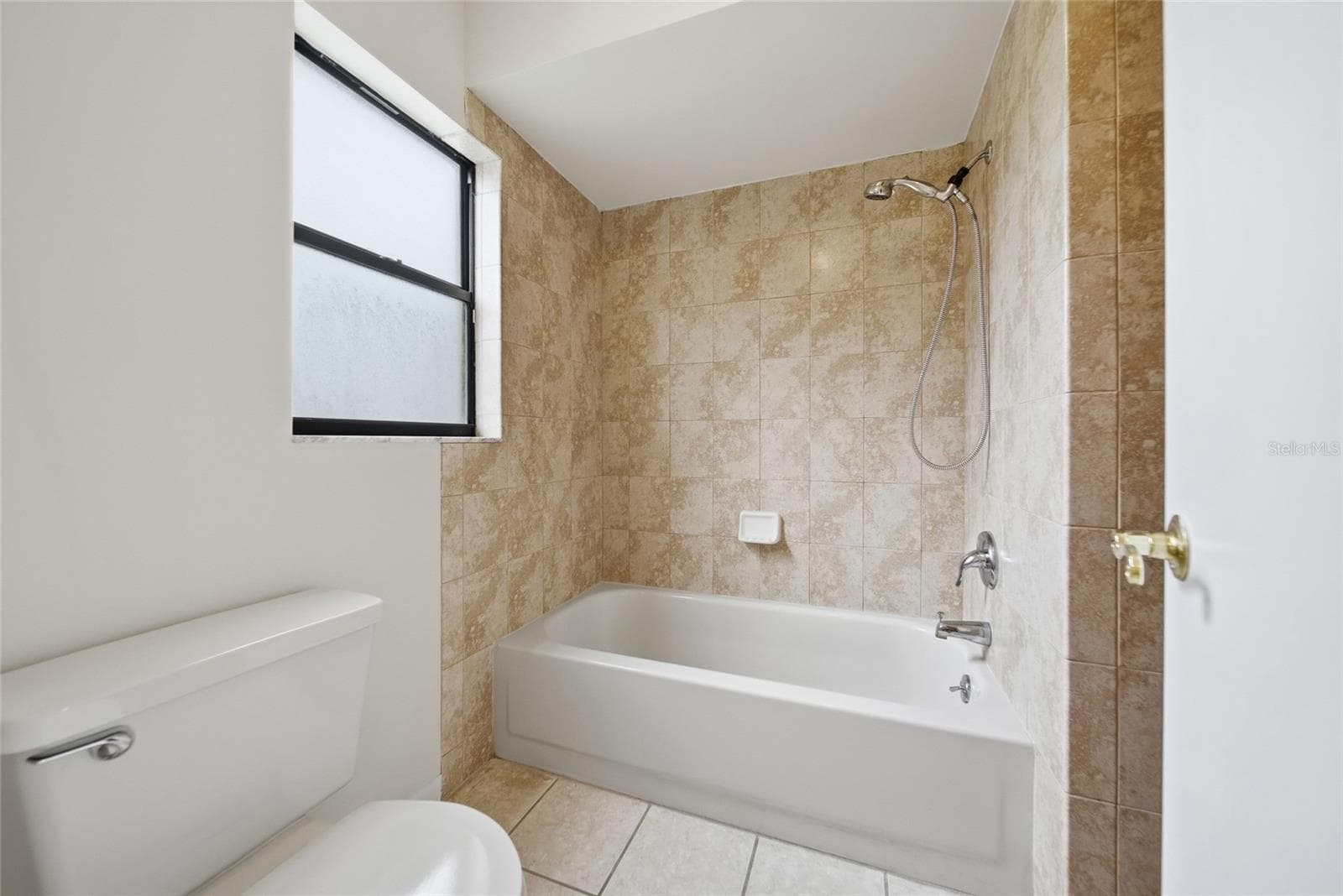 Primary bathroom - 3179 LAKE SAXON DR, LAND O LAKES