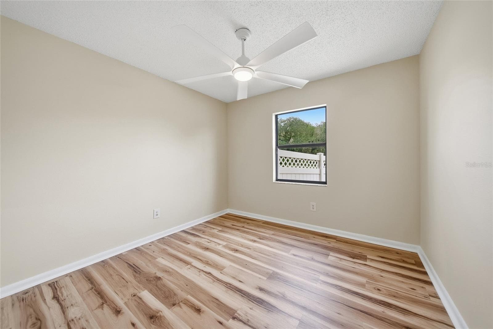 Single Family Residence at 3179 LAKE SAXON DR, LAND O LAKES, photo 25 of 44