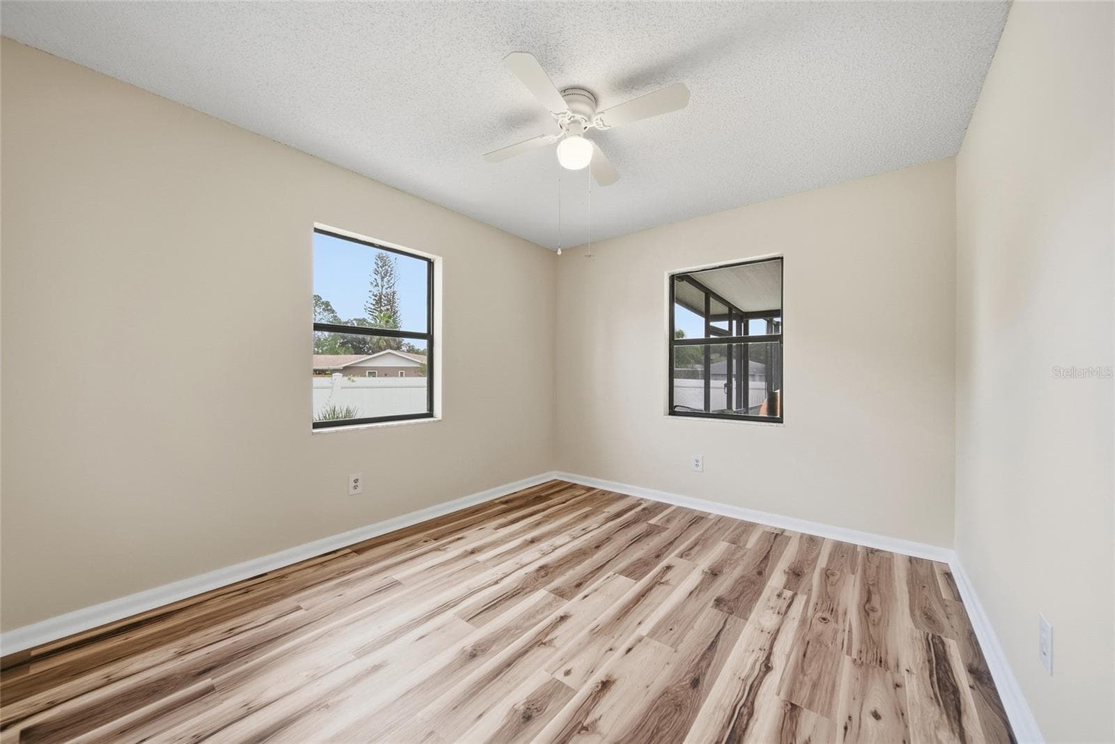 Single Family Residence at 3179 LAKE SAXON DR, LAND O LAKES, photo 29 of 44