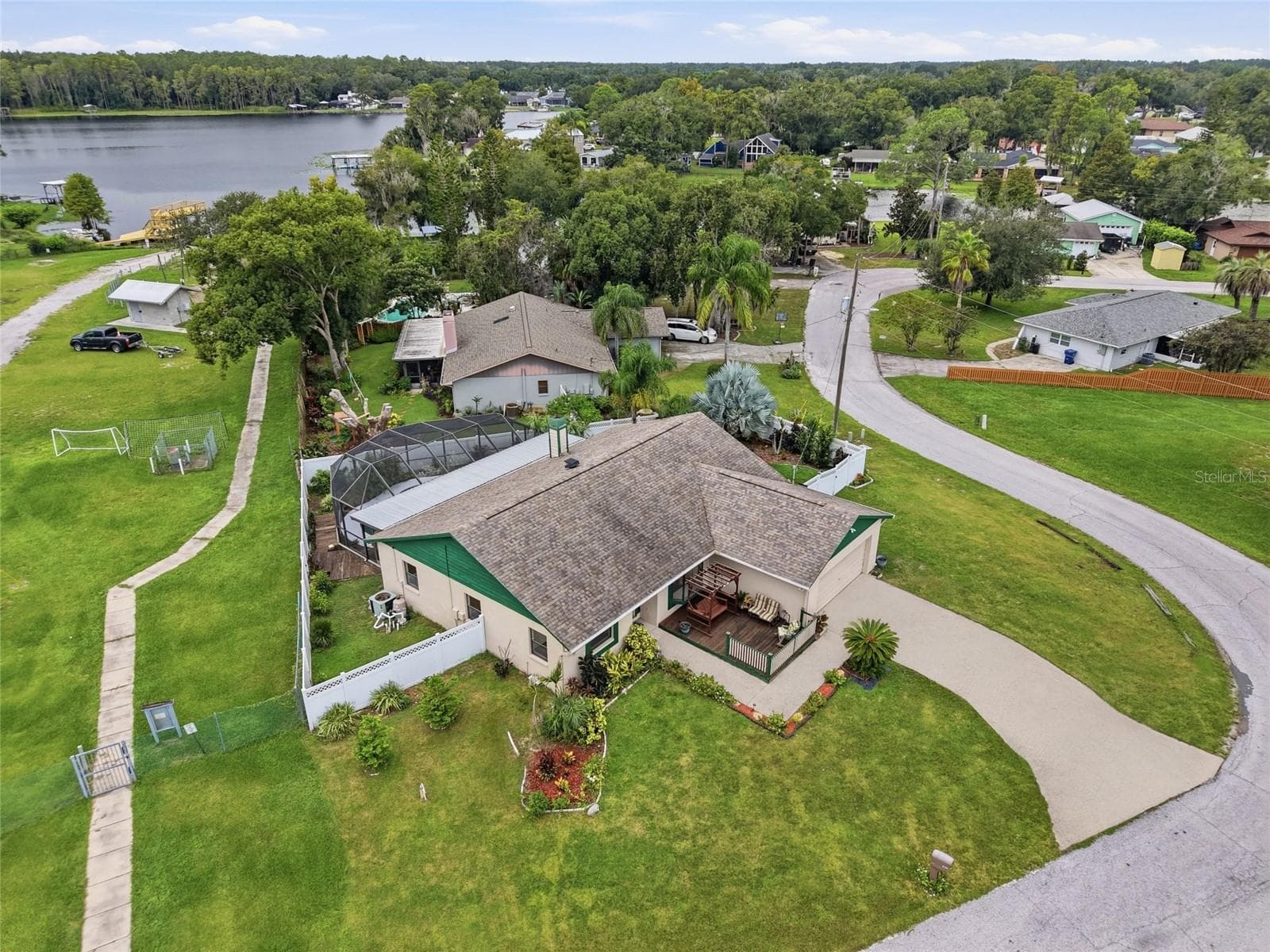 Single Family Residence at 3179 LAKE SAXON DR, LAND O LAKES, photo 40 of 44