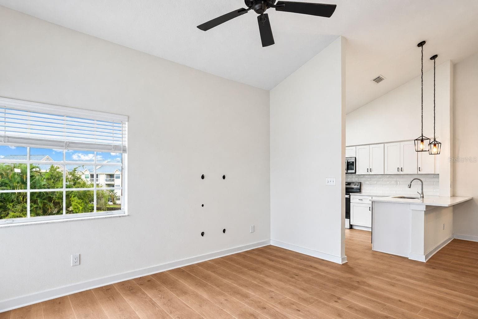 Condominium at 6924 STONES THROW CIR N #8307, ST PETERSBURG, photo 12 of 54