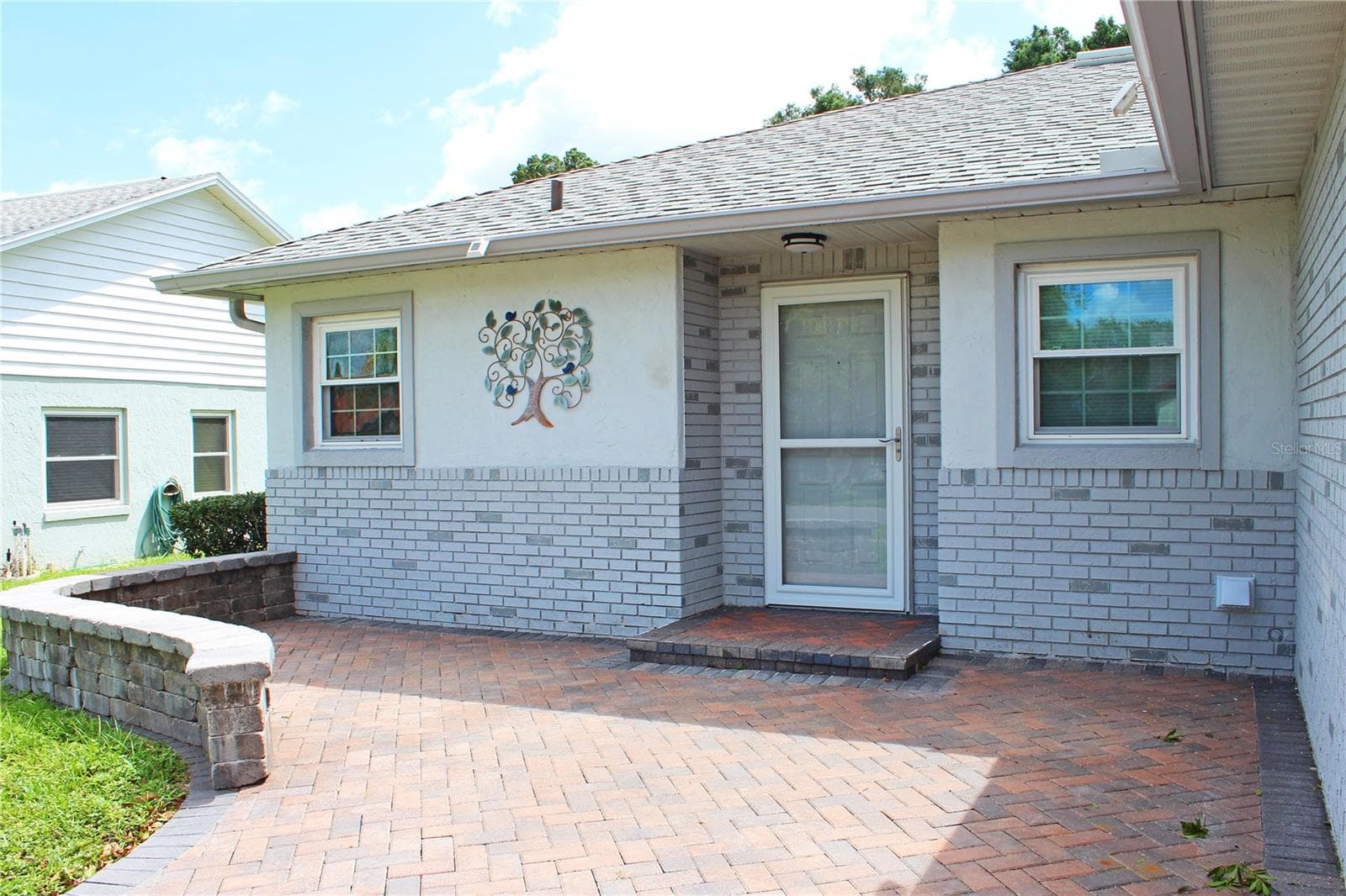 Single Family Residence at 6015 SEAGULL LN, LAKELAND, photo 2 of 37