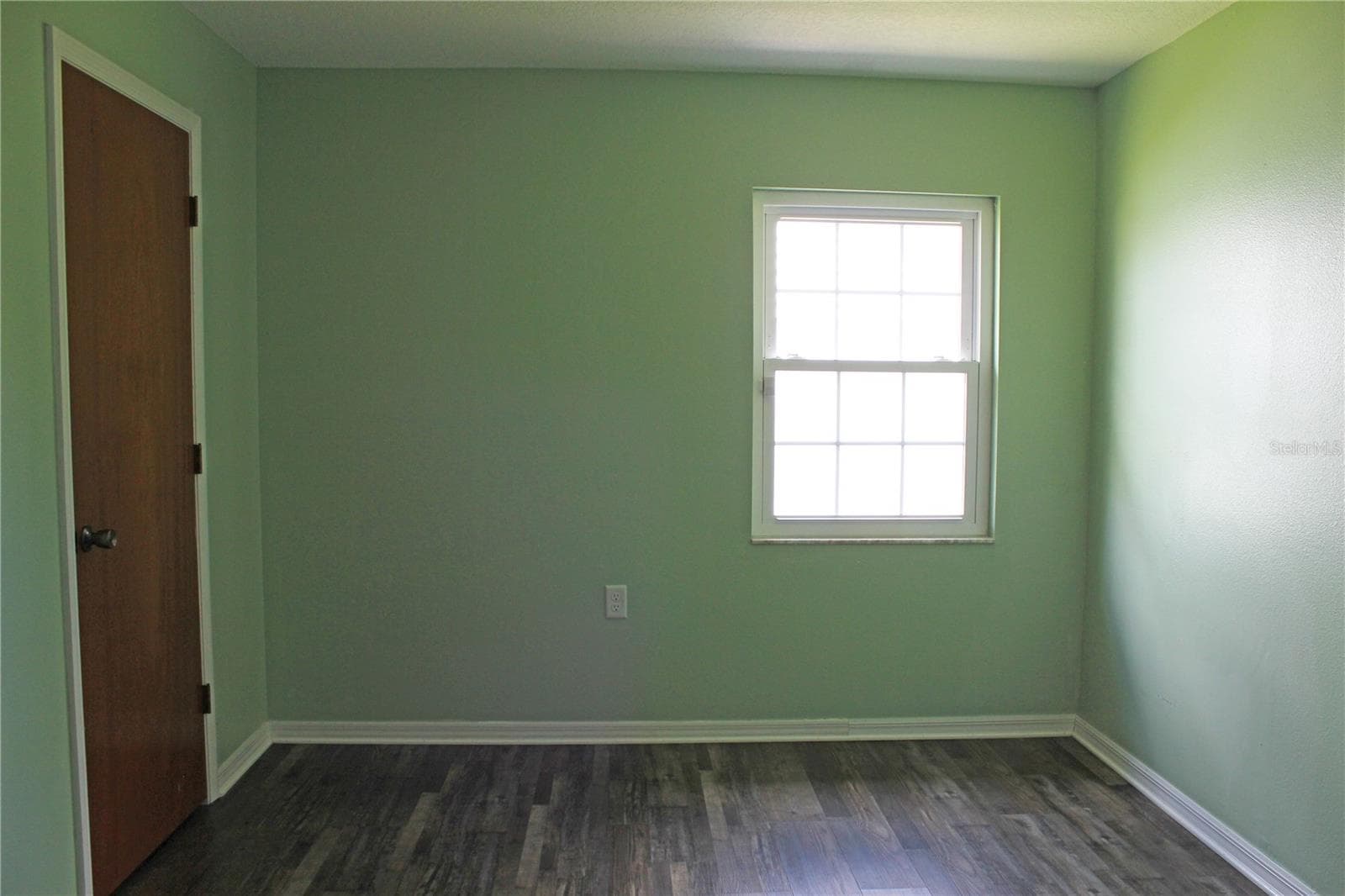 Single Family Residence at 6015 SEAGULL LN, LAKELAND, photo 7 of 37