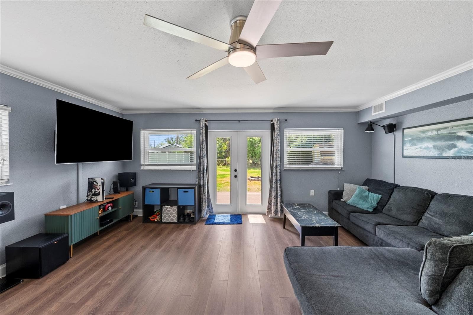 Single Family Residence at 824 61ST AVE NE, ST PETERSBURG, photo 6 of 25
