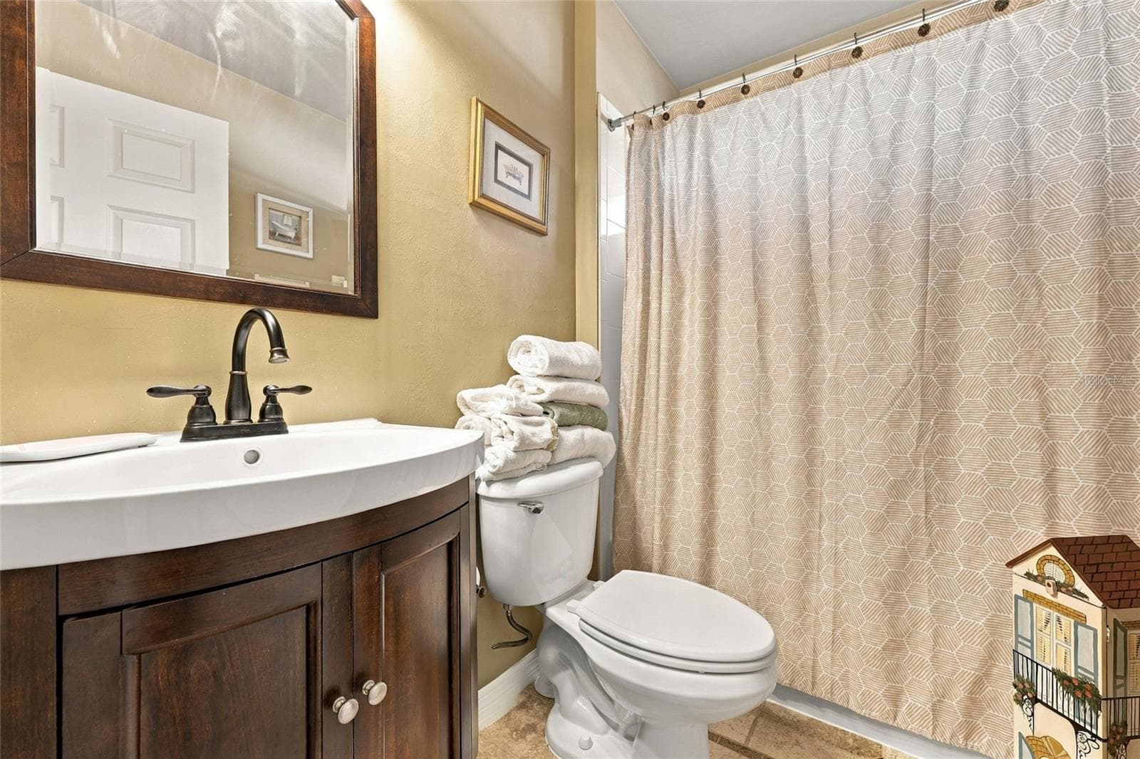 Guest Bathroom - 25372 NW 10TH AVE, NEWBERRY