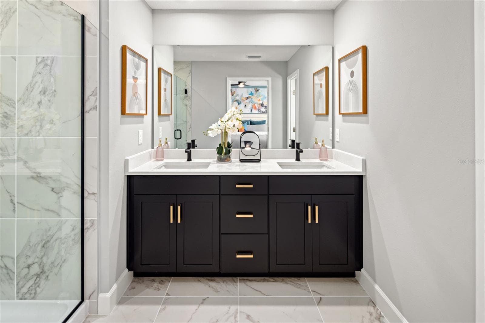Gardenia Reserve Catalina II Model Primary Bathroom - 2263 NIGHTSHADE GROVE LN, APOPKA