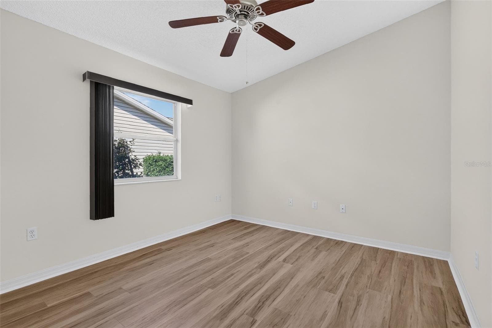Single Family Residence at 752 OLD OAKS LN, LEESBURG, photo 26 of 46