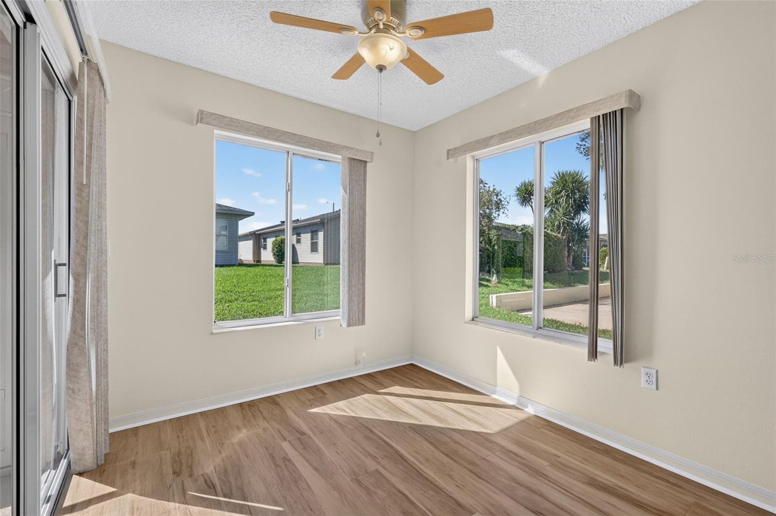 Single Family Residence at 752 OLD OAKS LN, LEESBURG, photo 29 of 46