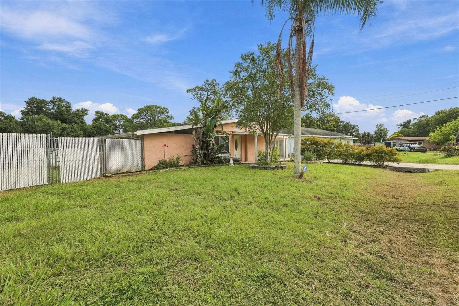 Single Family Residence at 1215 56TH AVENUE DR E, BRADENTON, photo 3 of 37