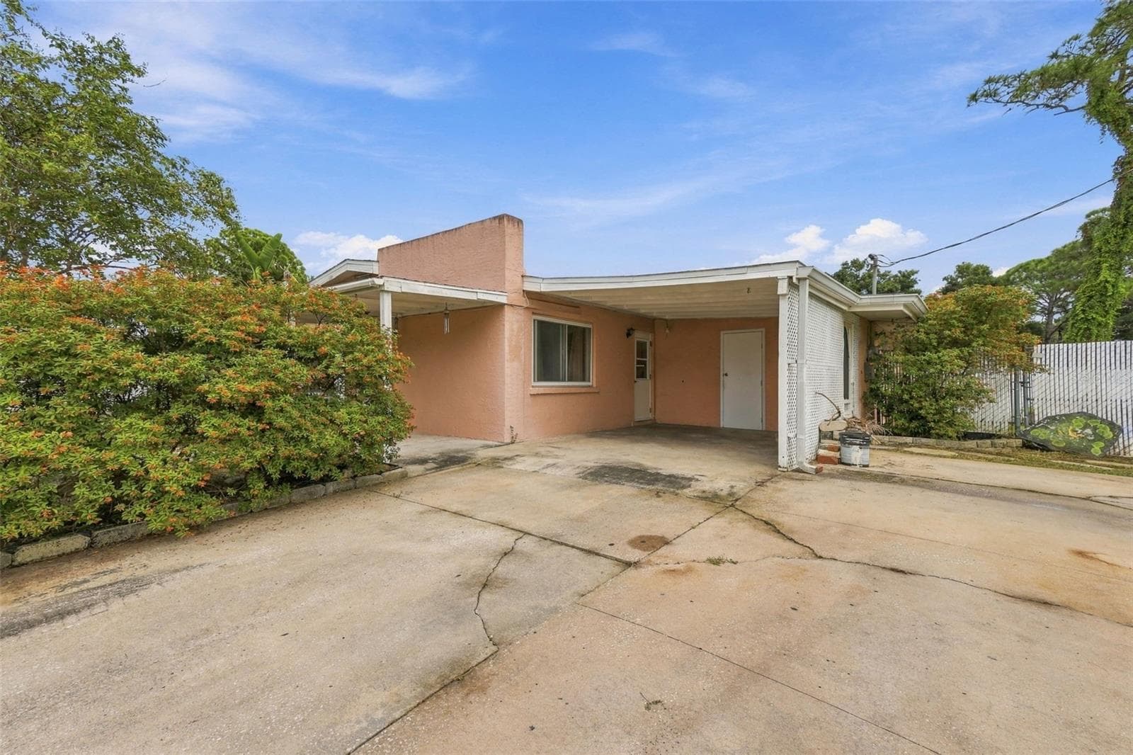 Single Family Residence at 1215 56TH AVENUE DR E, BRADENTON, photo 6 of 37
