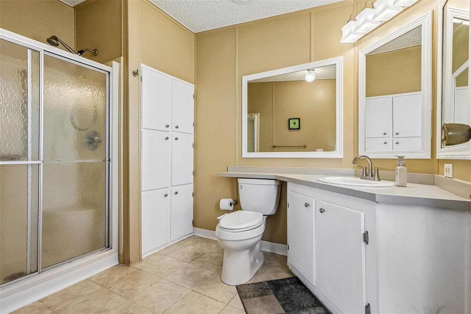 Manufactured Home at 25109 CLIFFORD HL, LEESBURG, photo 28 of 37