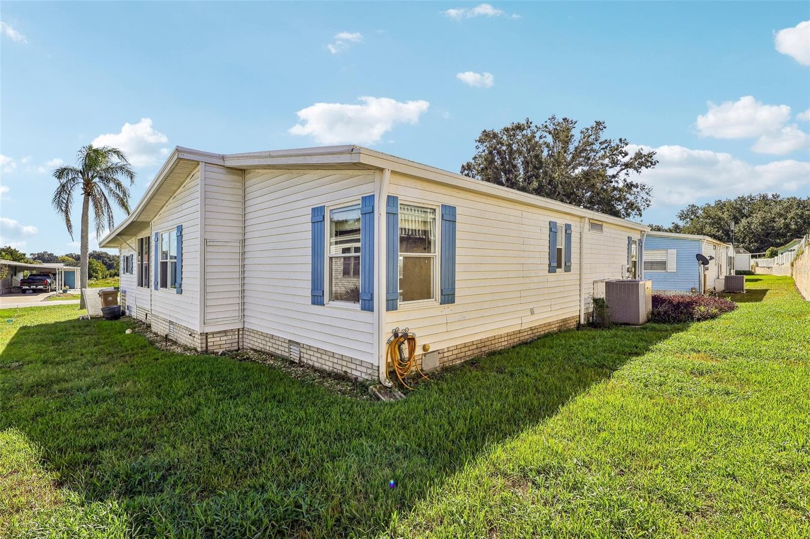 Manufactured Home at 25109 CLIFFORD HL, LEESBURG, photo 36 of 37