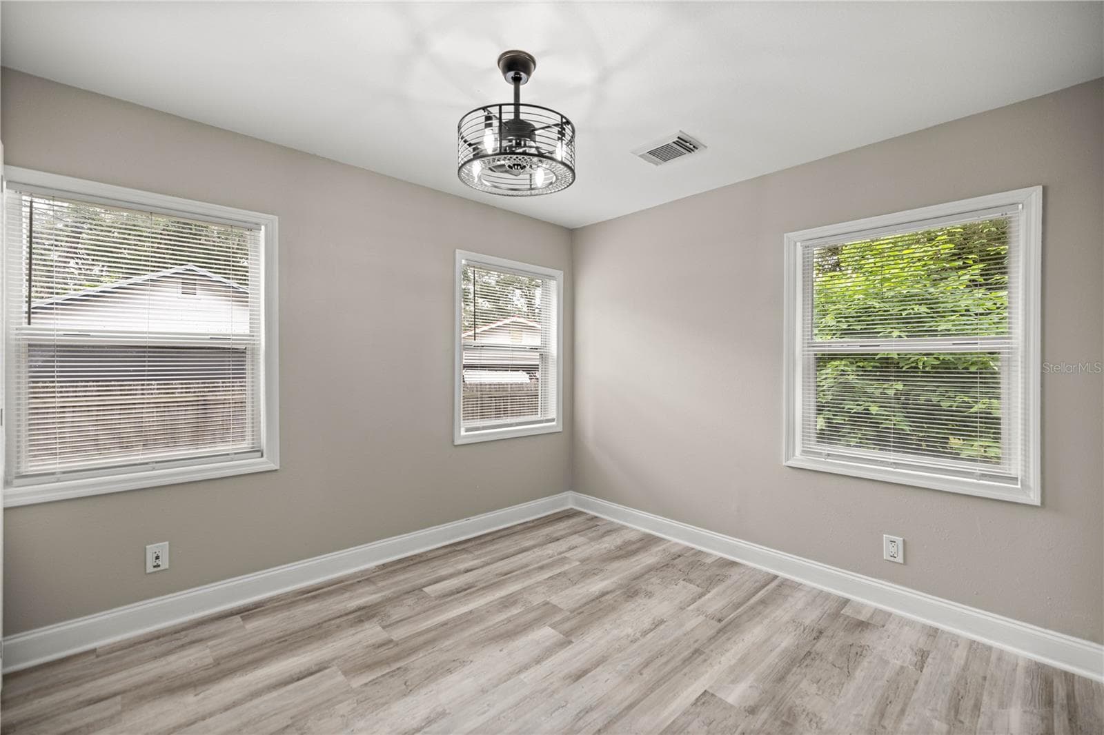 Single Family Residence at 11572 SE 60TH AVE, BELLEVIEW, photo 8 of 23