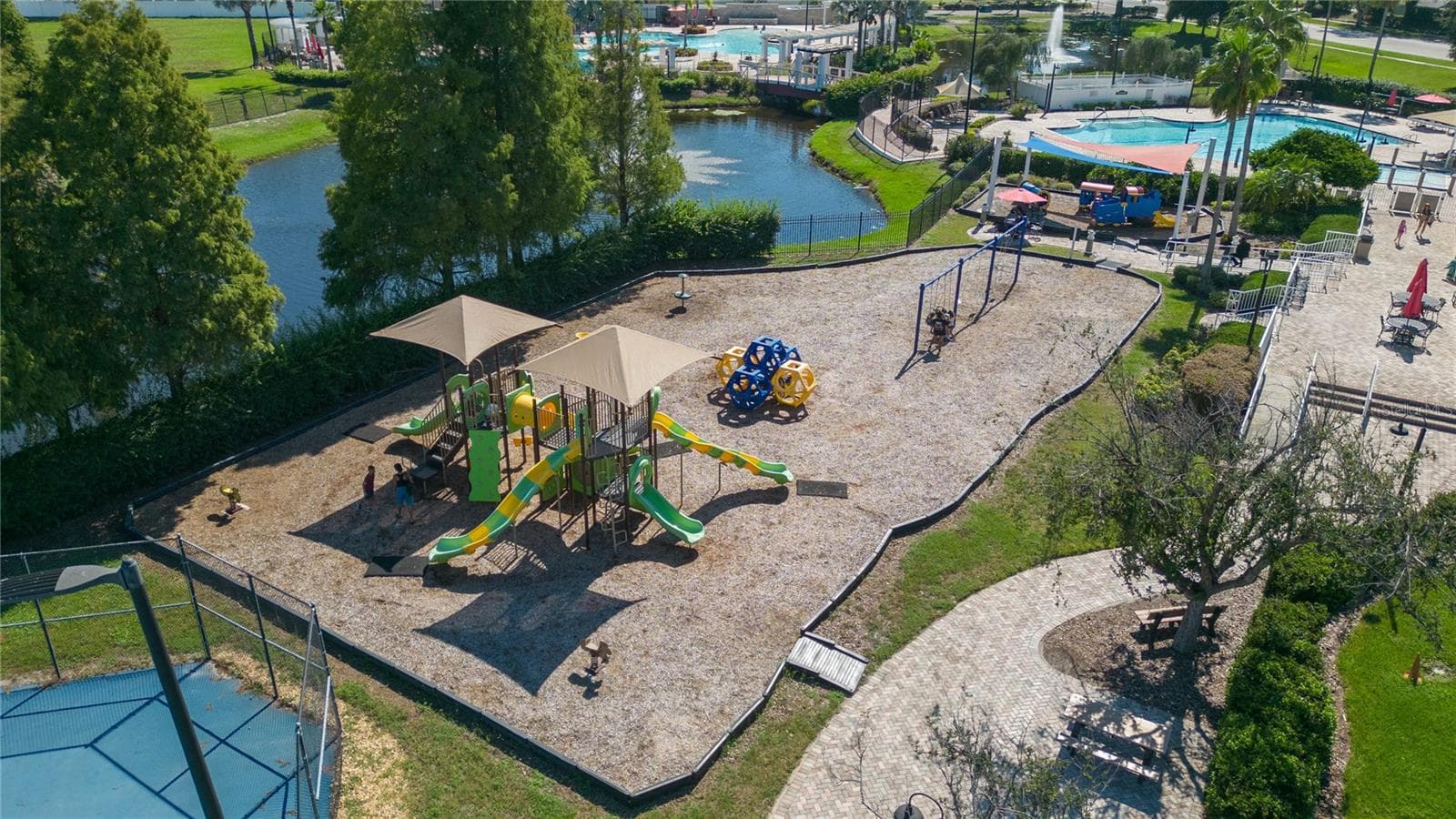 Single Family Residence at 11817 HOLLY CREST LN, RIVERVIEW, photo 52 of 61