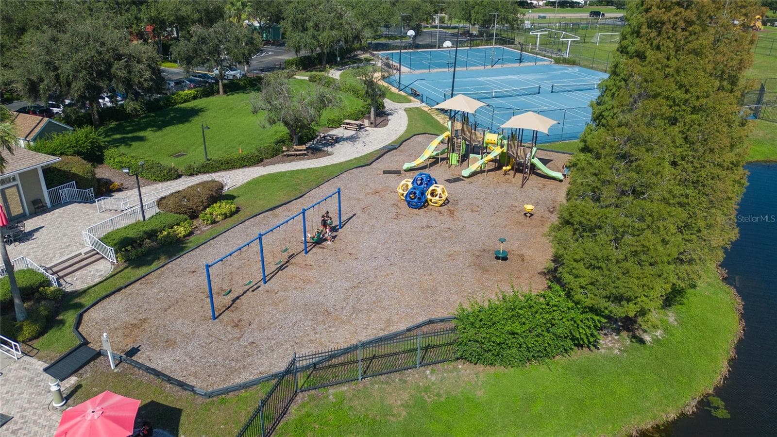 Single Family Residence at 11817 HOLLY CREST LN, RIVERVIEW, photo 53 of 61