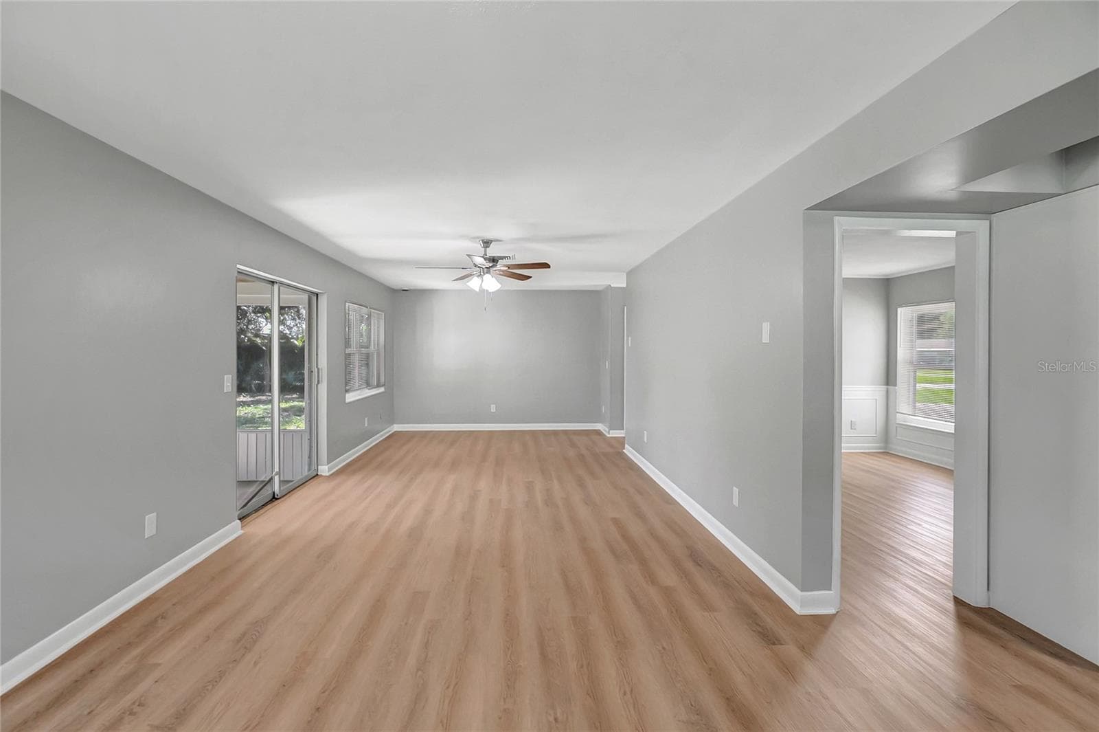 Single Family Residence at 420 HILLCREST DR SE, WINTER HAVEN, photo 12 of 42