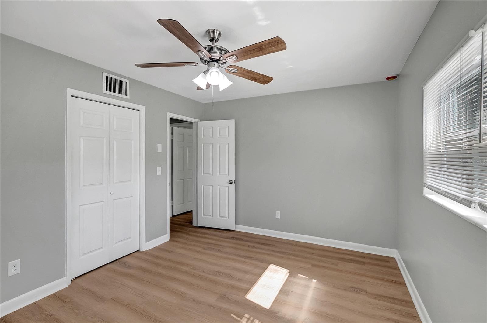 Single Family Residence at 420 HILLCREST DR SE, WINTER HAVEN, photo 28 of 42