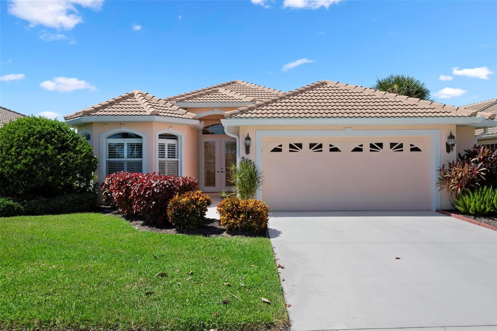 5151 PINE SHADOW LN
