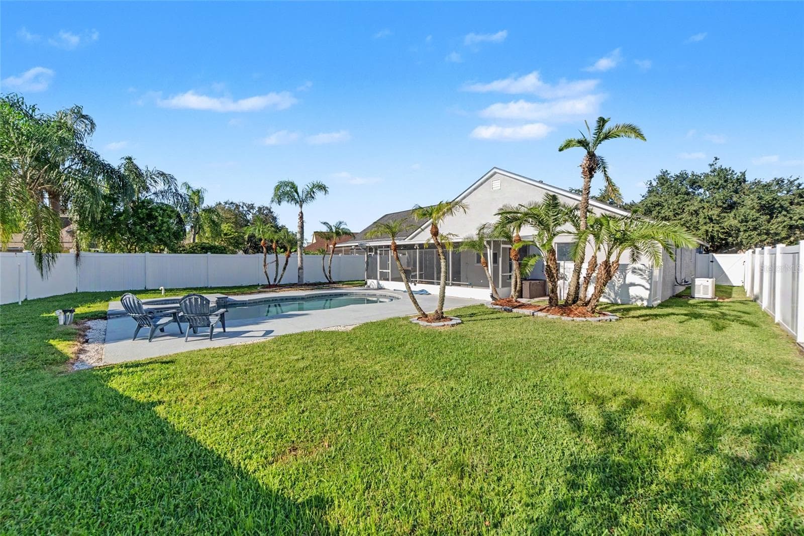 Single Family Residence at 6241 CRICKETHOLLOW DR, RIVERVIEW, photo 23 of 29