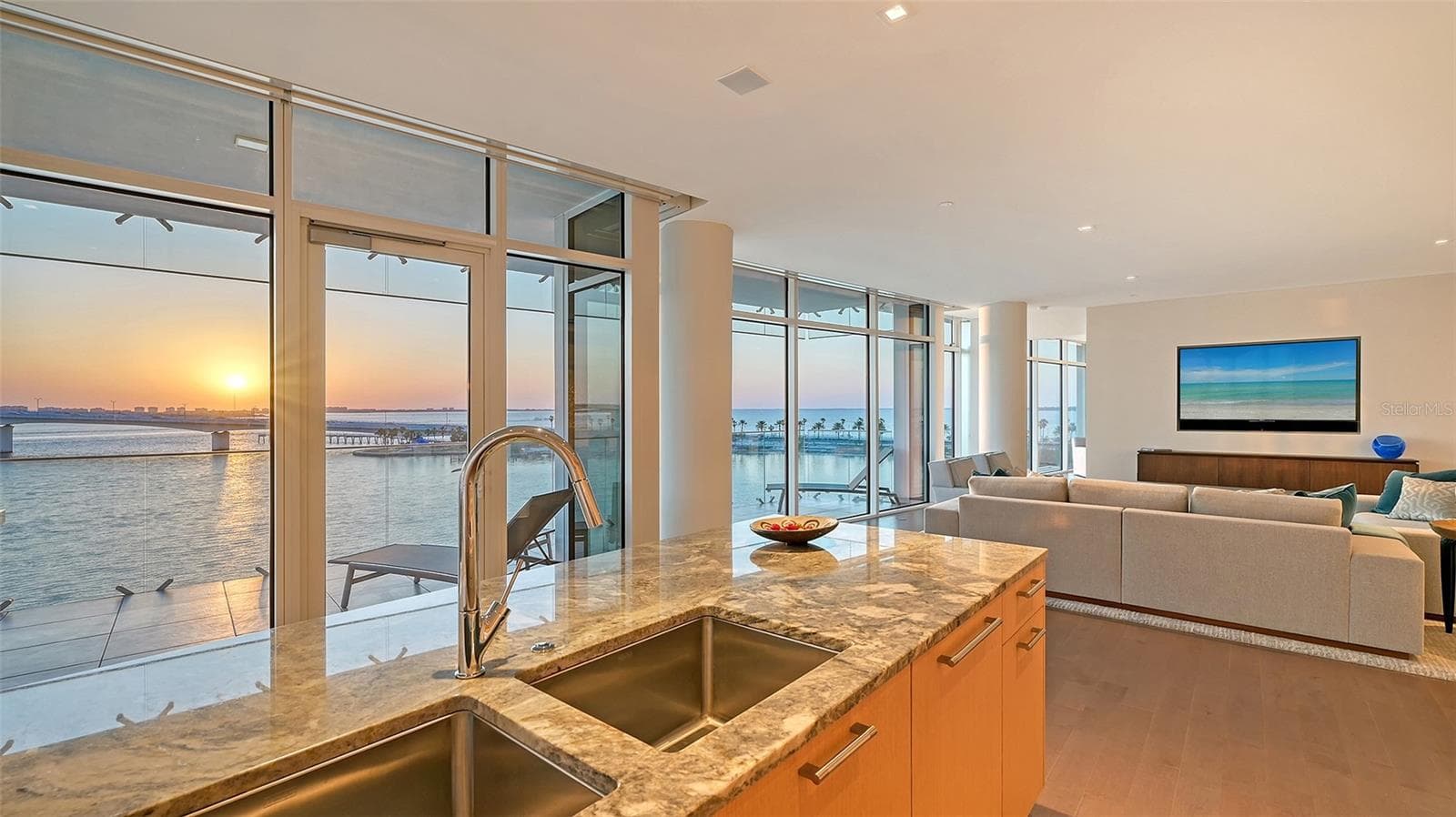 Condominium at 280 GOLDEN GATE PT #600, SARASOTA, photo 11 of 62