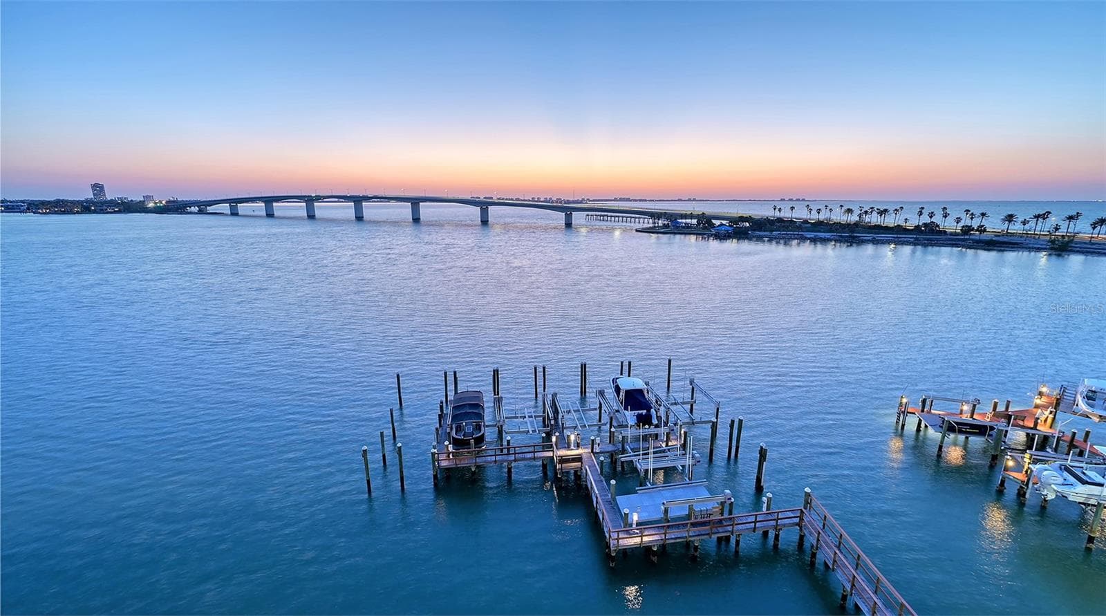 Condominium at 280 GOLDEN GATE PT #600, SARASOTA, photo 15 of 62