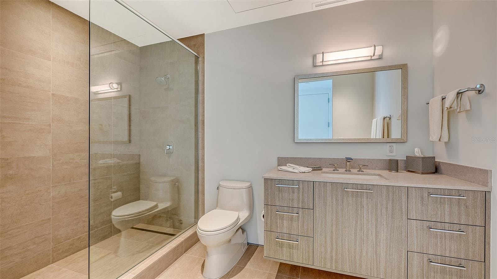 Condominium at 280 GOLDEN GATE PT #600, SARASOTA, photo 43 of 62