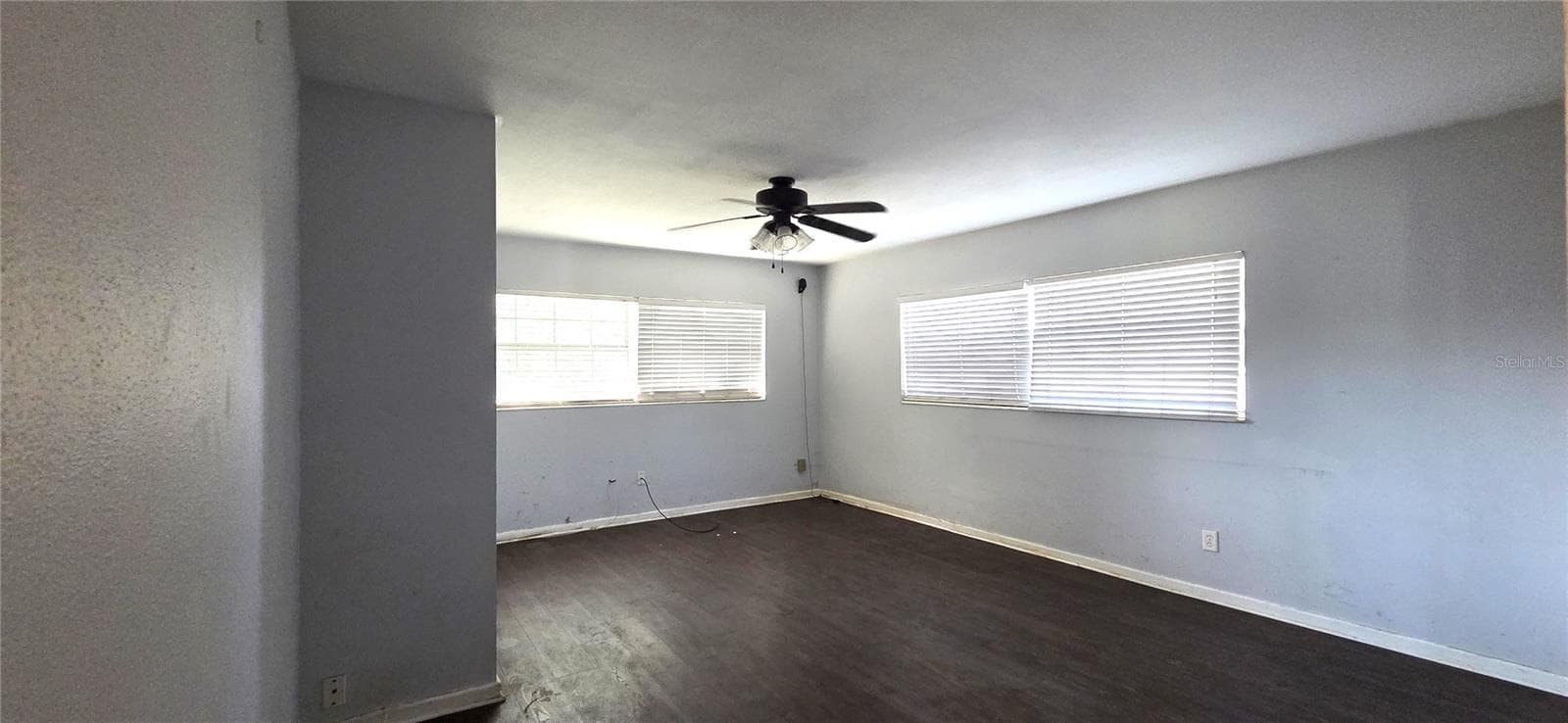 Living Room - 1921 SYLVESTER RD, LAKELAND