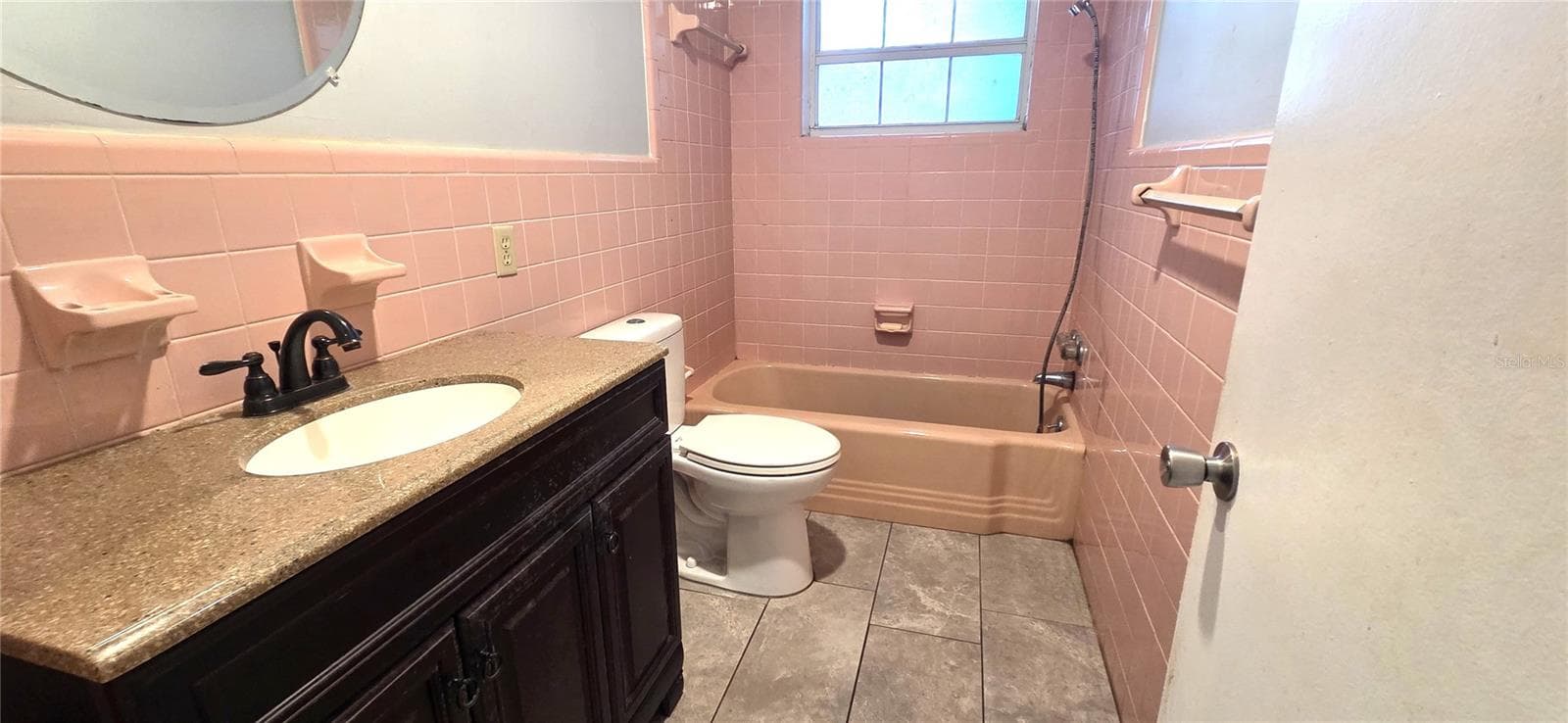 Bathroom 2 - 1921 SYLVESTER RD, LAKELAND