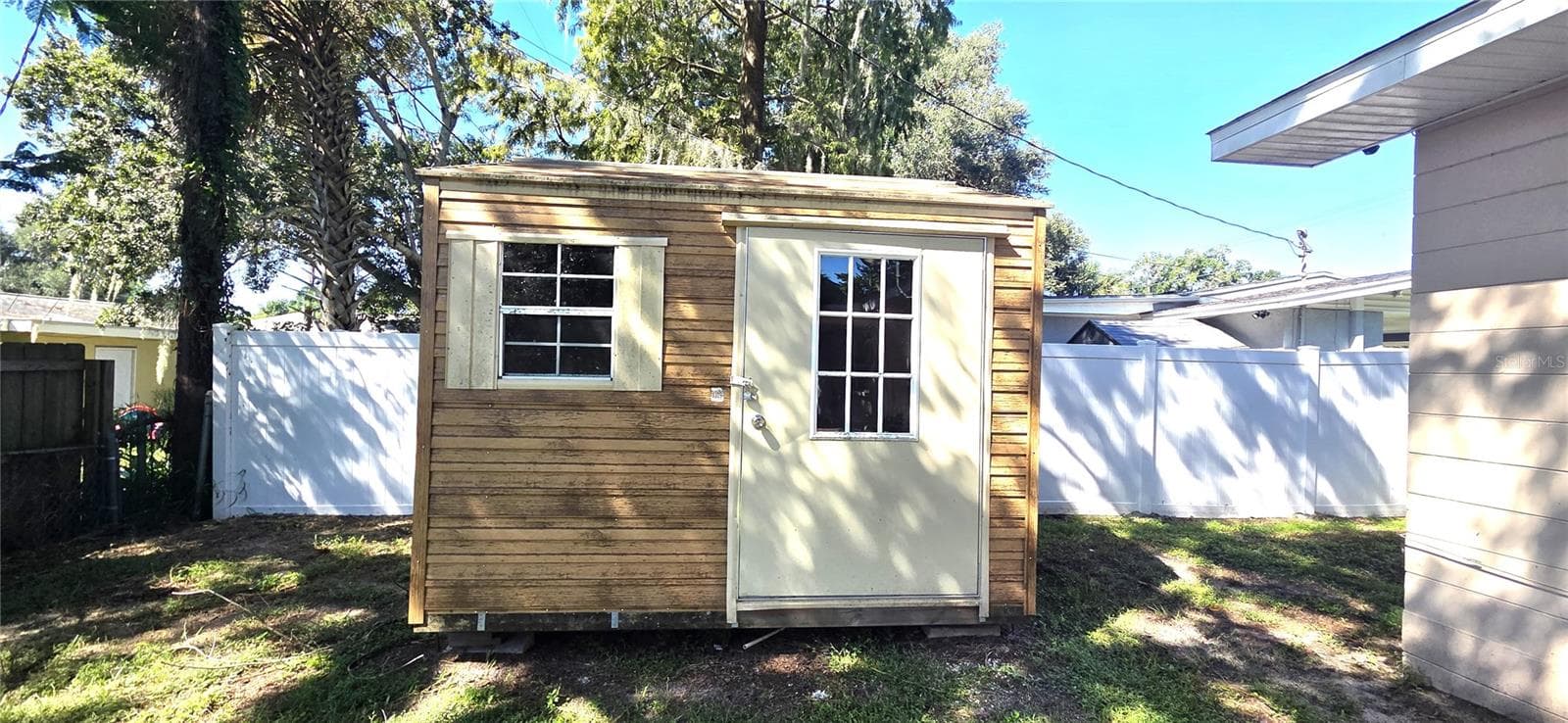 Backyard Shed - 1921 SYLVESTER RD, LAKELAND