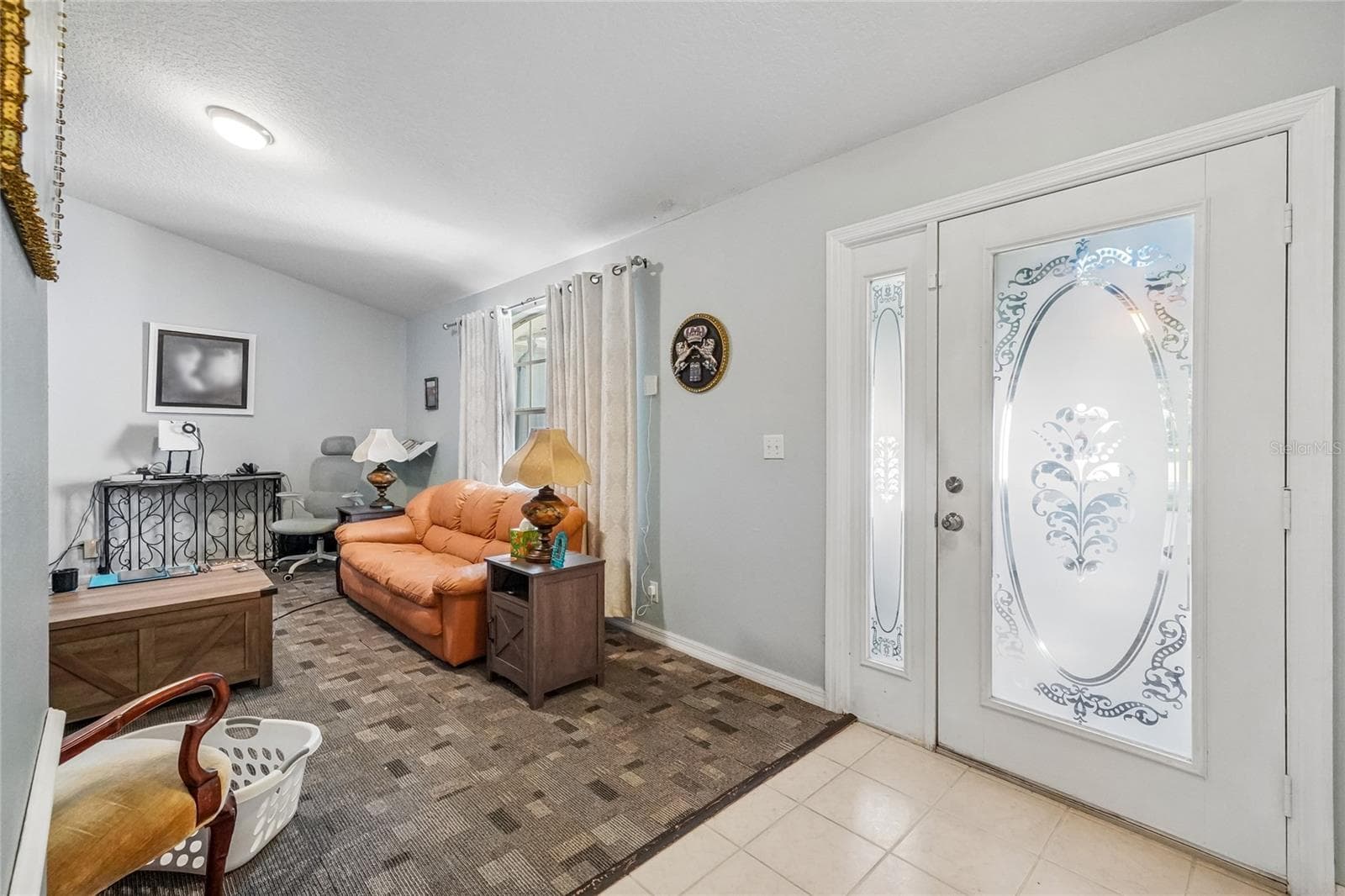 Foyer - 6074 BEECHWOOD DR, DADE CITY