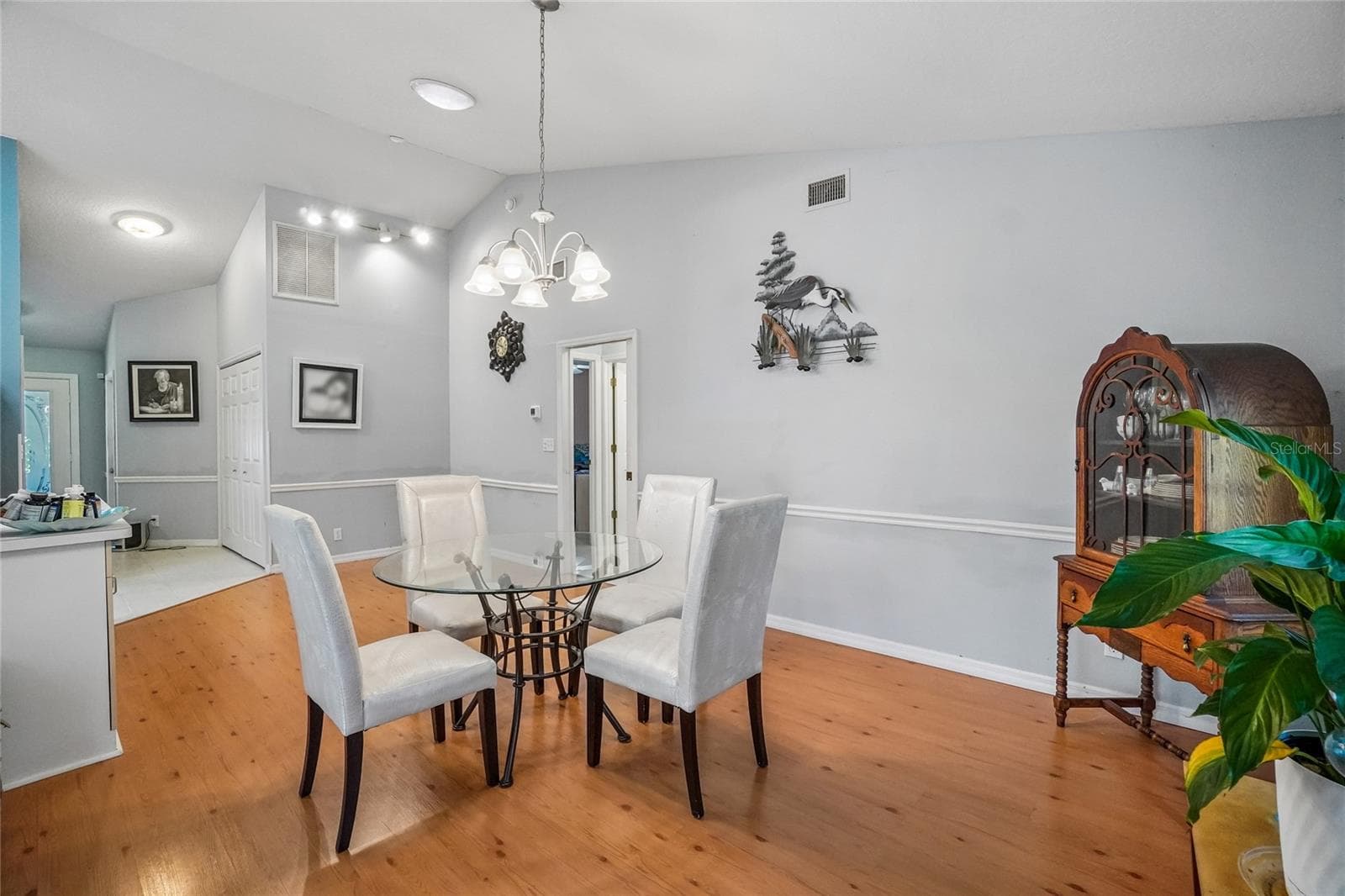 Dinning room - 6074 BEECHWOOD DR, DADE CITY