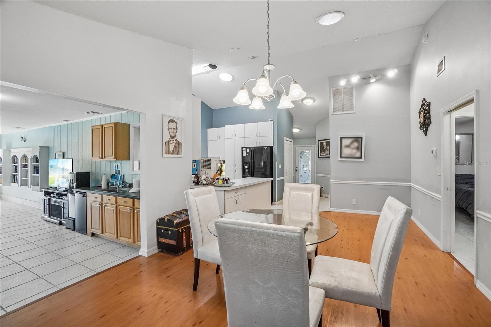 Dinning room - 6074 BEECHWOOD DR, DADE CITY