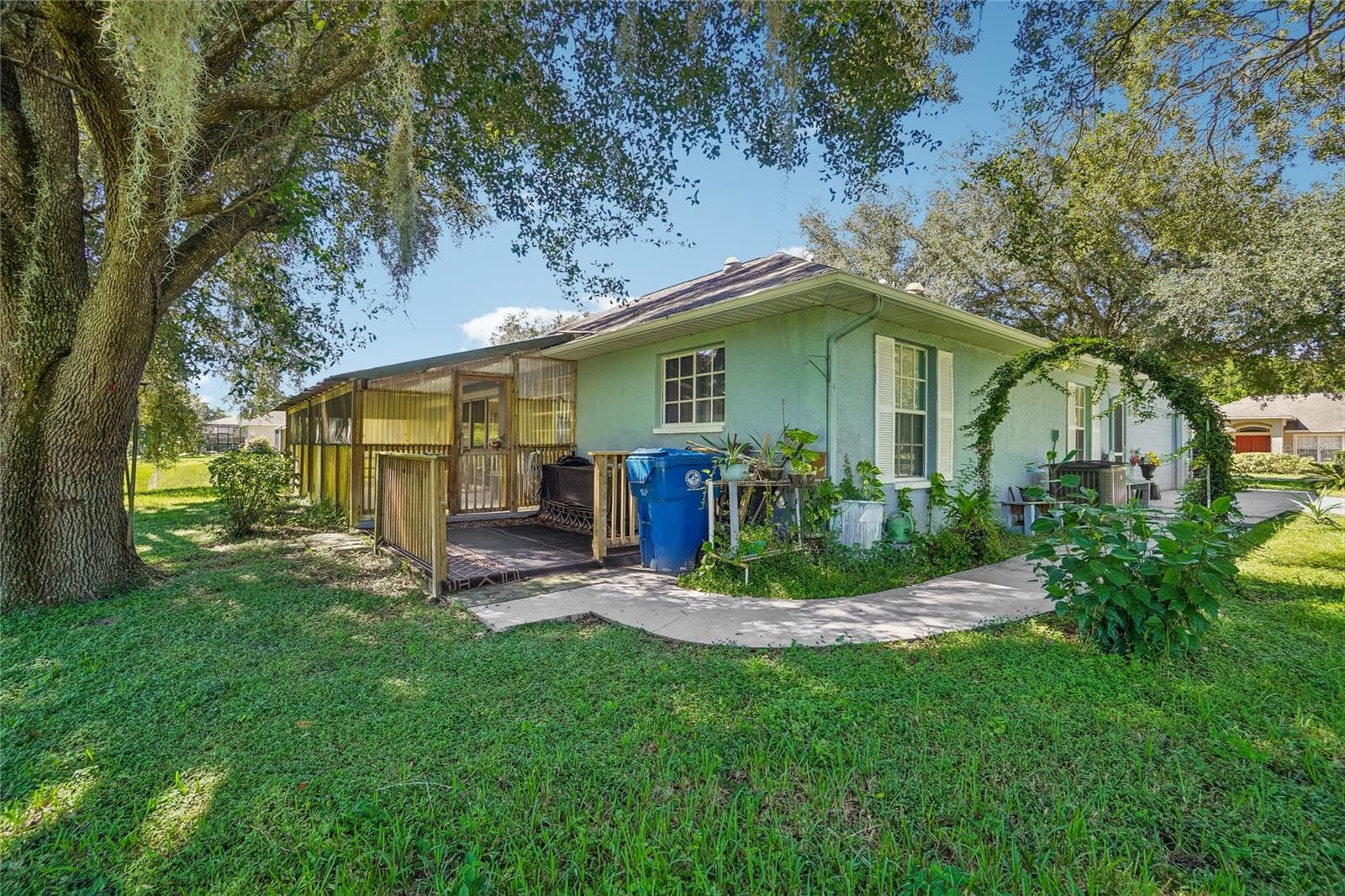 Back Yard - 6074 BEECHWOOD DR, DADE CITY
