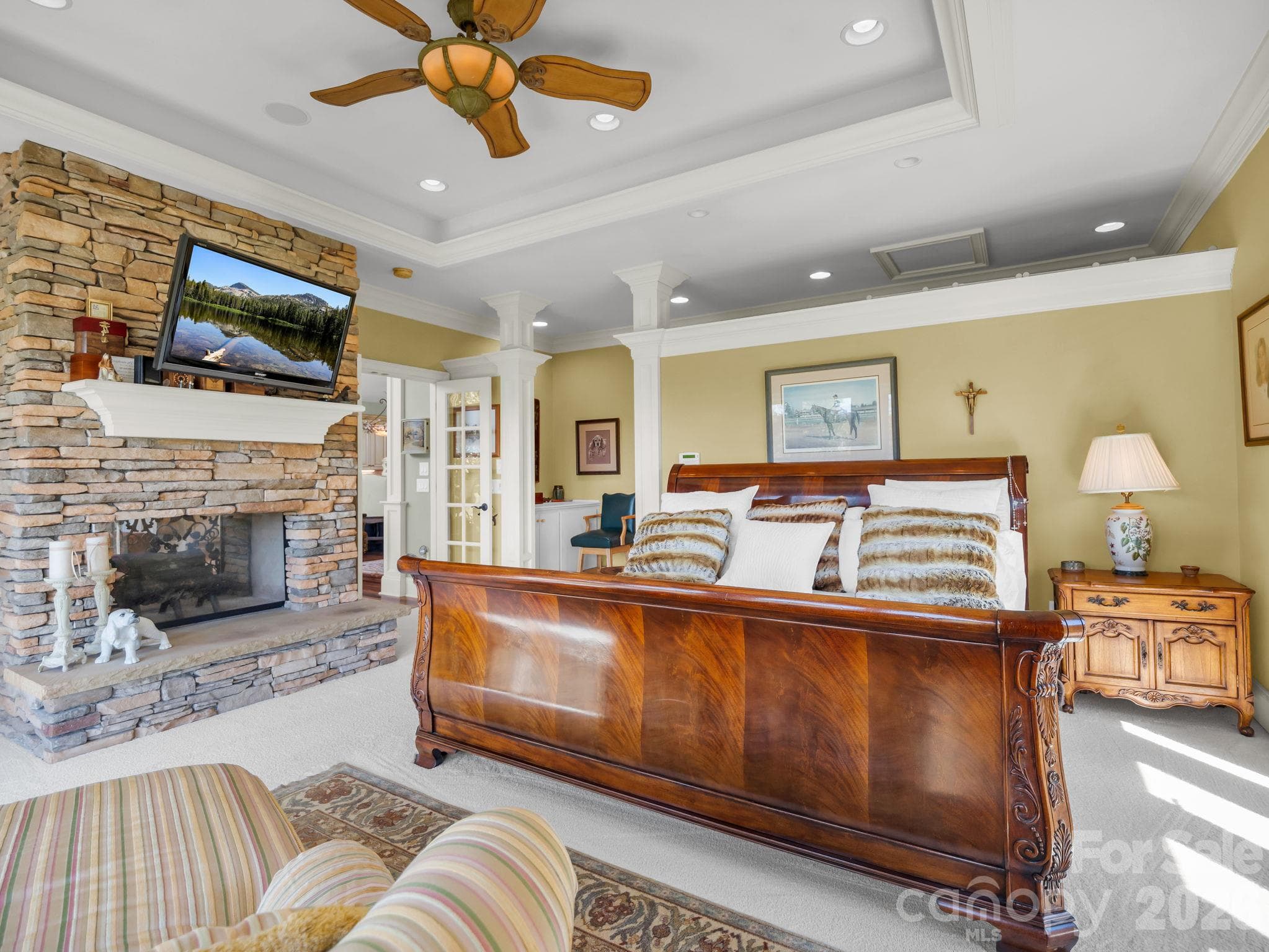 Primary bedroom located on main level - 140 Blazing Star Lane, Mill Spring