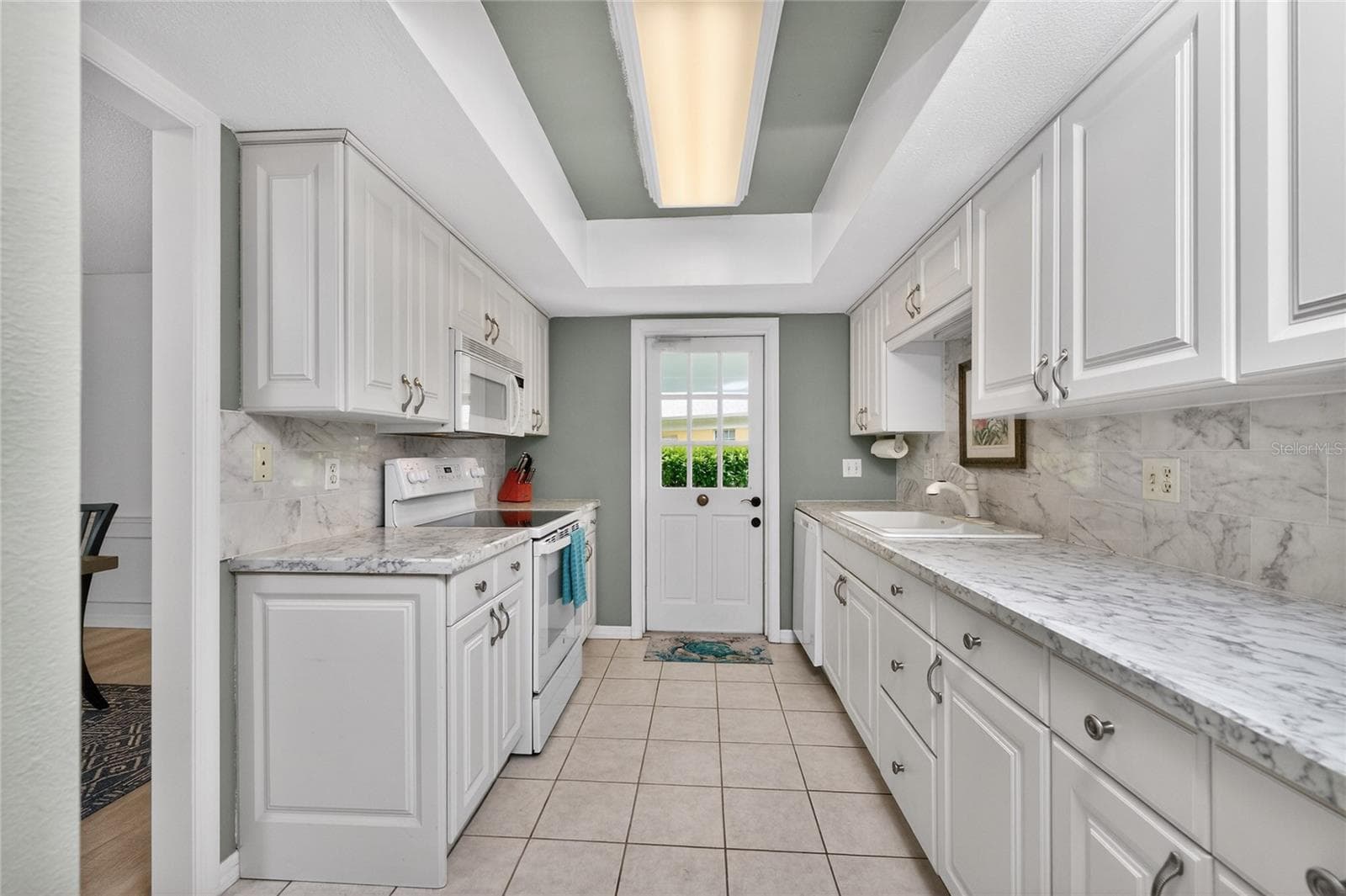 Single Family Residence at 4 CURACAO CIR #40, ENGLEWOOD, photo 17 of 59