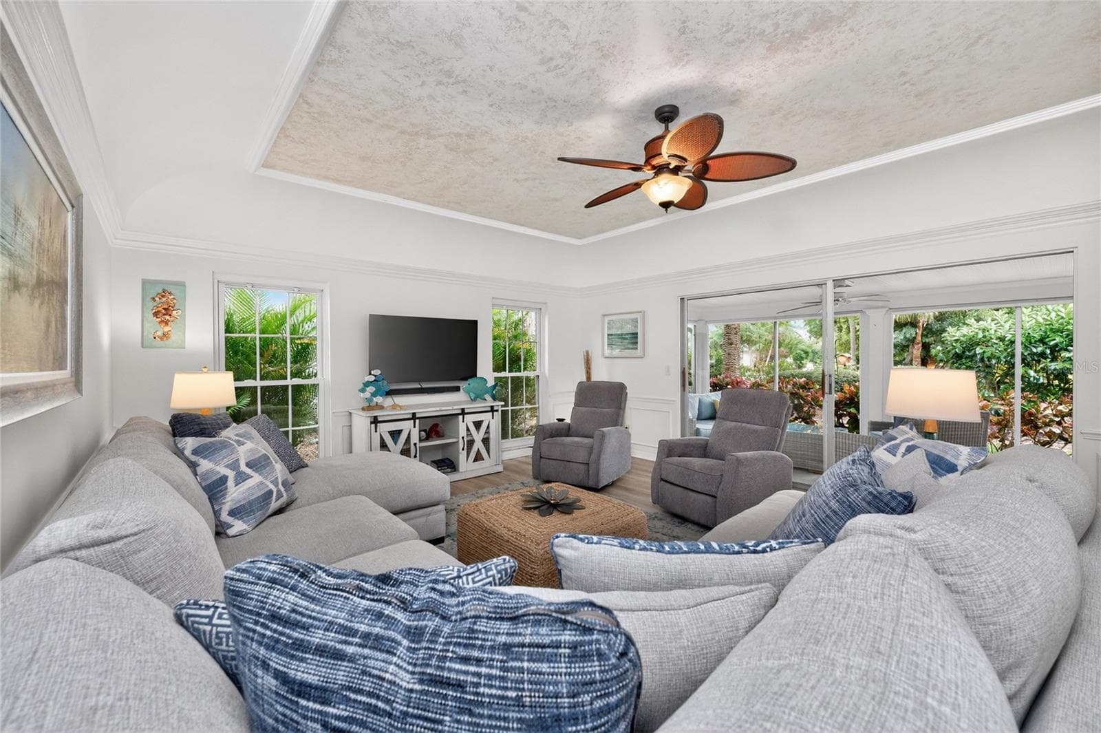 Single Family Residence at 4 CURACAO CIR #40, ENGLEWOOD, photo 20 of 59