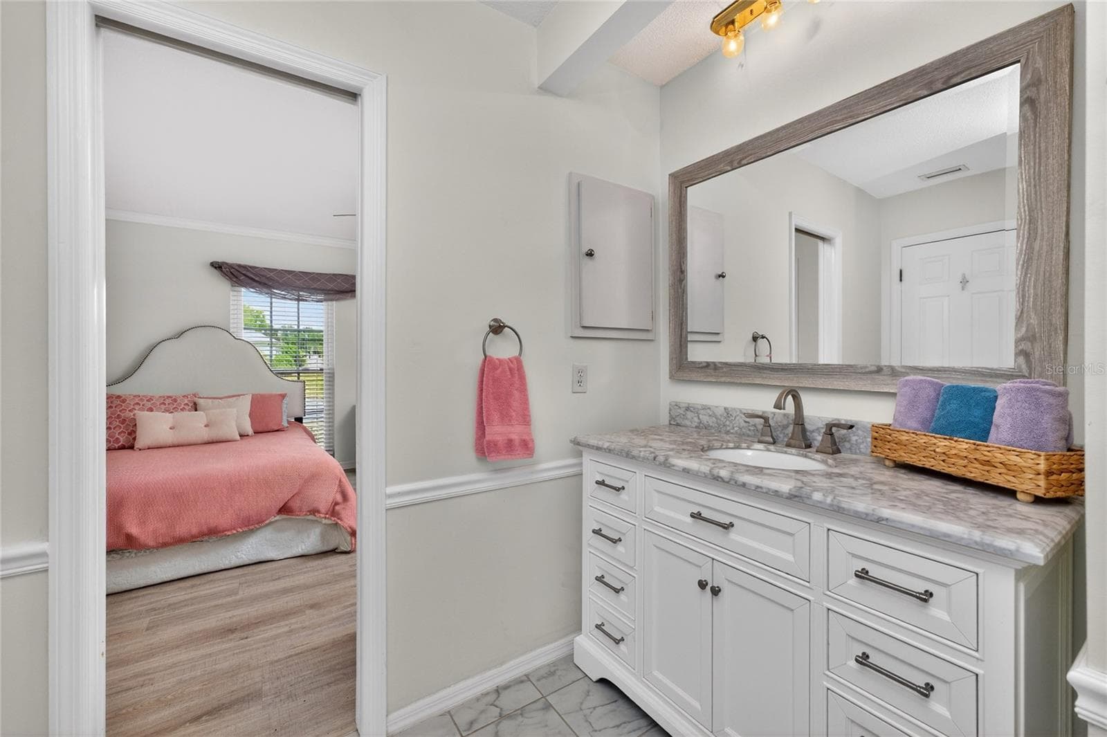 Single Family Residence at 4 CURACAO CIR #40, ENGLEWOOD, photo 29 of 59