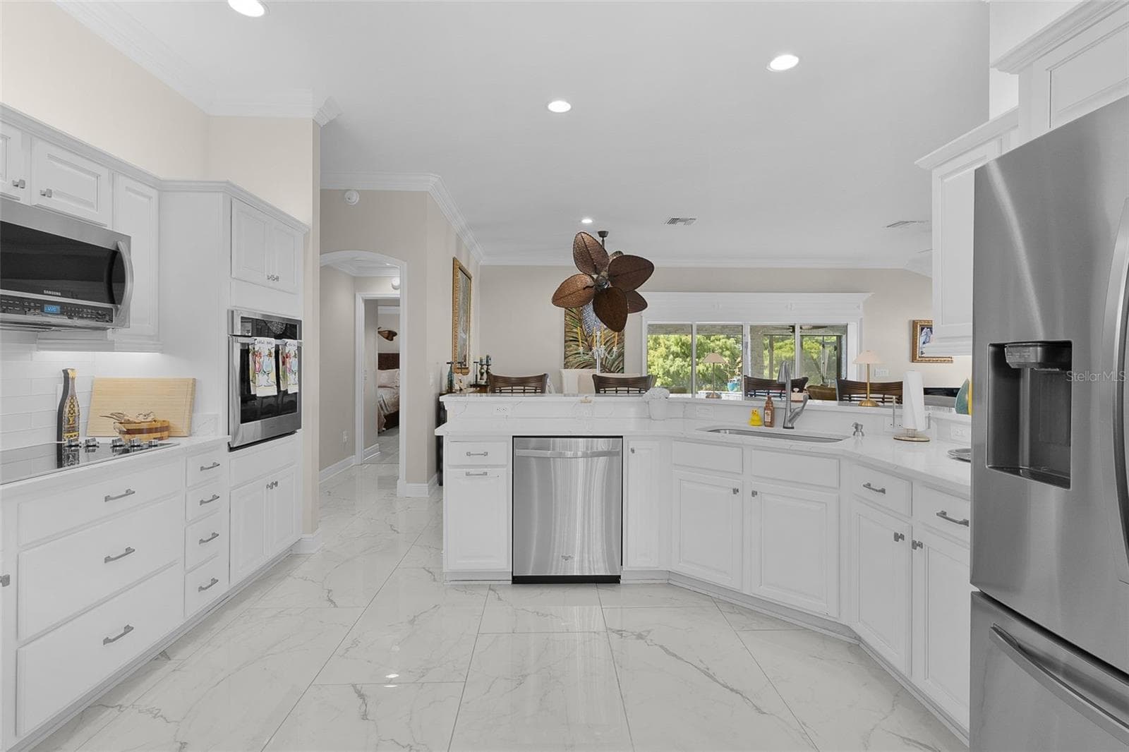 Single Family Residence at 3720 VINELAND AVE, THE VILLAGES, photo 29 of 96