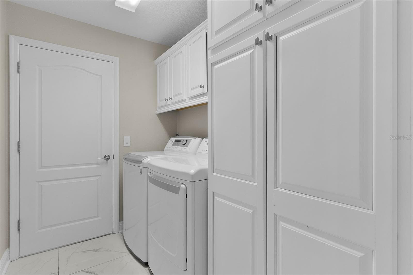 Single Family Residence at 3720 VINELAND AVE, THE VILLAGES, photo 51 of 96
